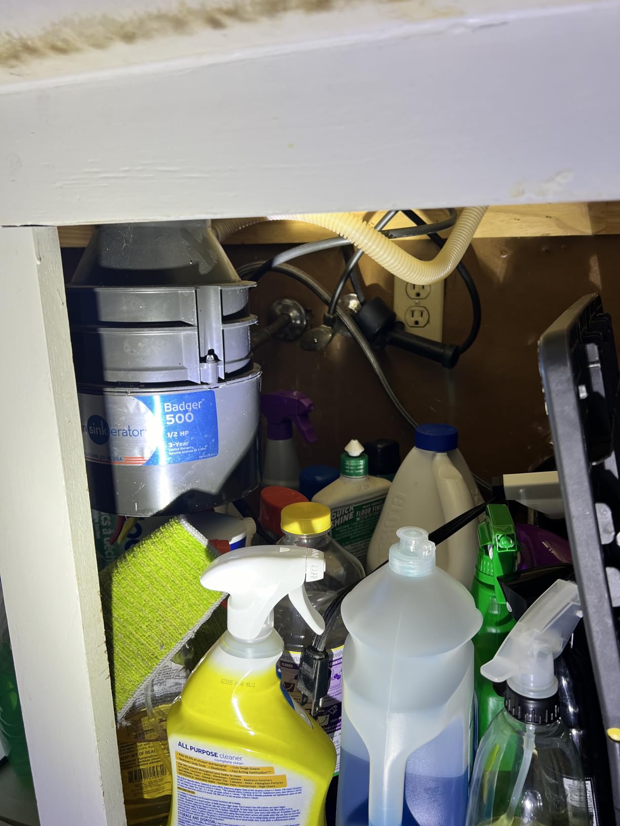 InSinkErator Badger 5 Garbage Disposal, Standard Series 1/2 HP Continuous Feed Food Waste Disposer, Black, Set of 1 - Customer Photo 4