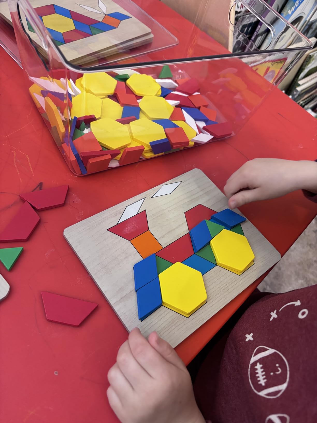 Melissa & Doug Pattern Blocks and Boards with 120 Multi-Colored Wooden Shape Tiles, 5 Double-Sided Puzzle Boards, Tangram Puzzles, Montessori Toys for Girls & Boys customer photo 1