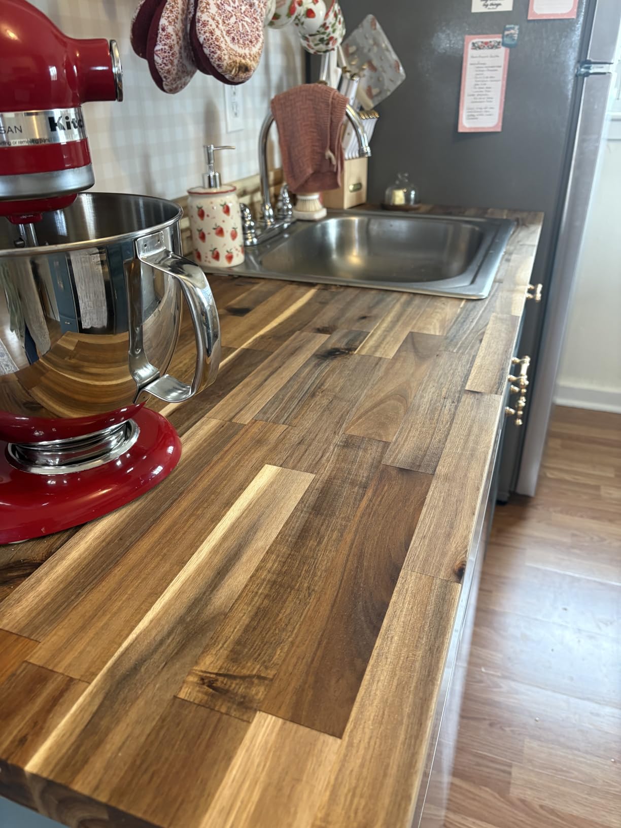 Howard Products Butcher Block Conditioner and Food Grade Mineral Oil for Wood Cutting Boards, 12 Fl Oz - Enhanced Wood Care - Customer Photo 1