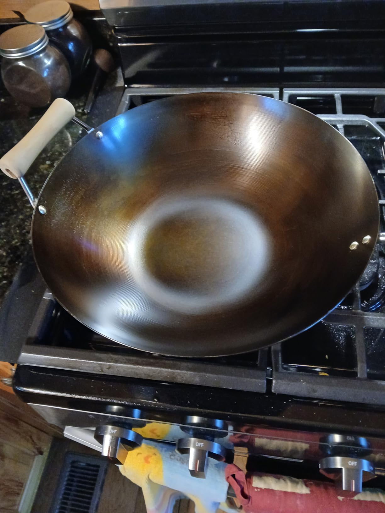 JOYCE CHEN Classic Series 14-Inch Carbon Steel Wok with Birch Handles - Customer Photo 1