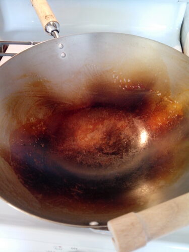 JOYCE CHEN Classic Series 14-Inch Carbon Steel Wok with Birch Handles - Customer Photo 2