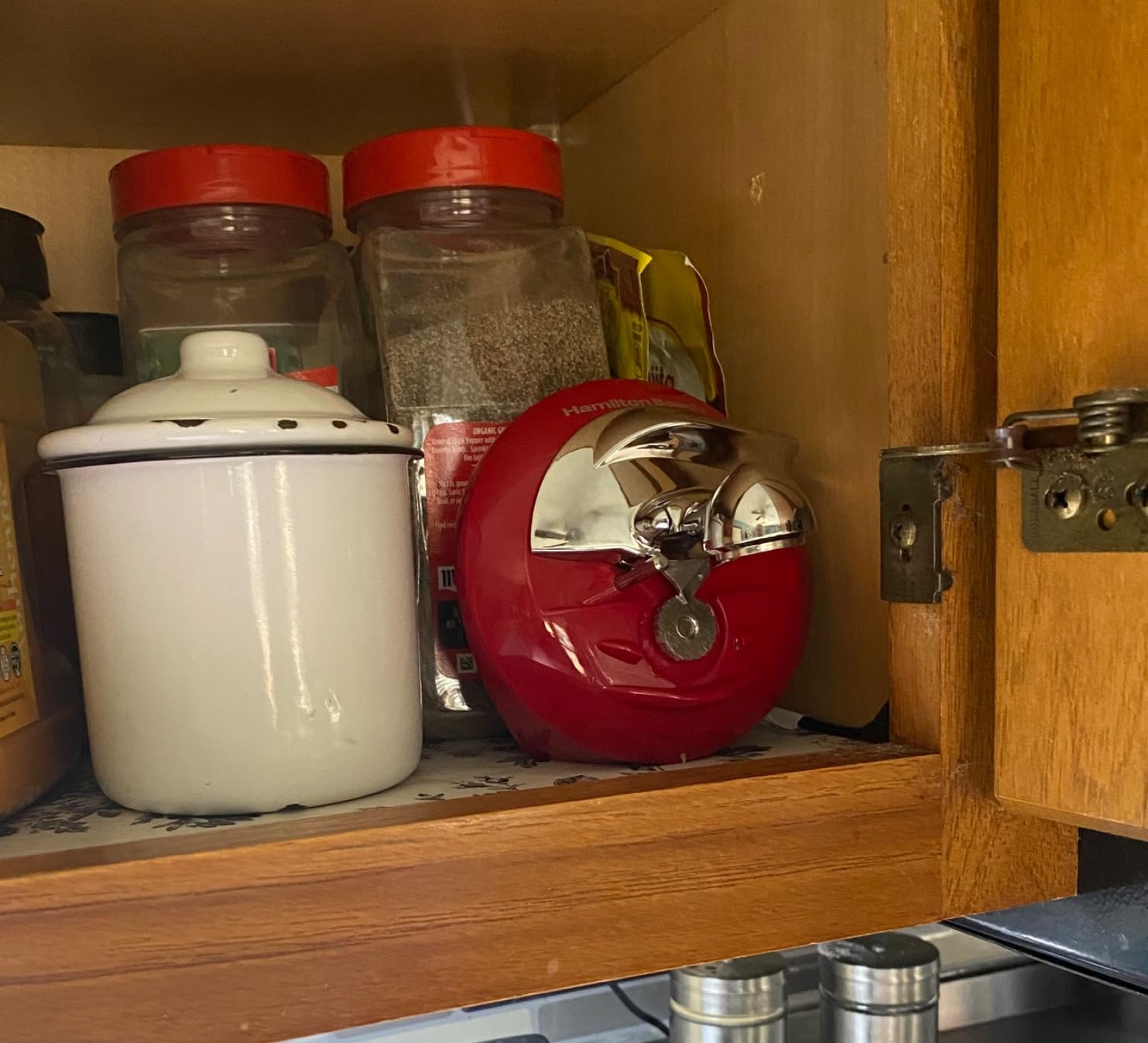 Hamilton Beach Walk 'n Cut Electric Can Opener for Kitchen, Use On Any Size, Automatic and Hand-Free, Cordless & Rechargeable, Easy Clean Removable Blade, Black (76501G) Customer Review Hamilton Beach Walk 'n Cut Electric Can Opener for Kitchen, Use On Any Size, Automatic and Hand-Free, Cordless & Rechargeable, Easy Clean Removable Blade, Black (76501G) - Customer Photo 1