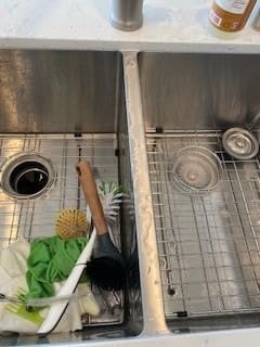 Kraus KHU100-32 Standart PRO 16 Gauge Undermount Single Bowl Stainless Steel Kitchen Sink, 32 Inch Customer Review Kraus KHU100-32 Standart PRO 16 Gauge Undermount Single Bowl Stainless Steel Kitchen Sink, 32 Inch - Customer Photo 5