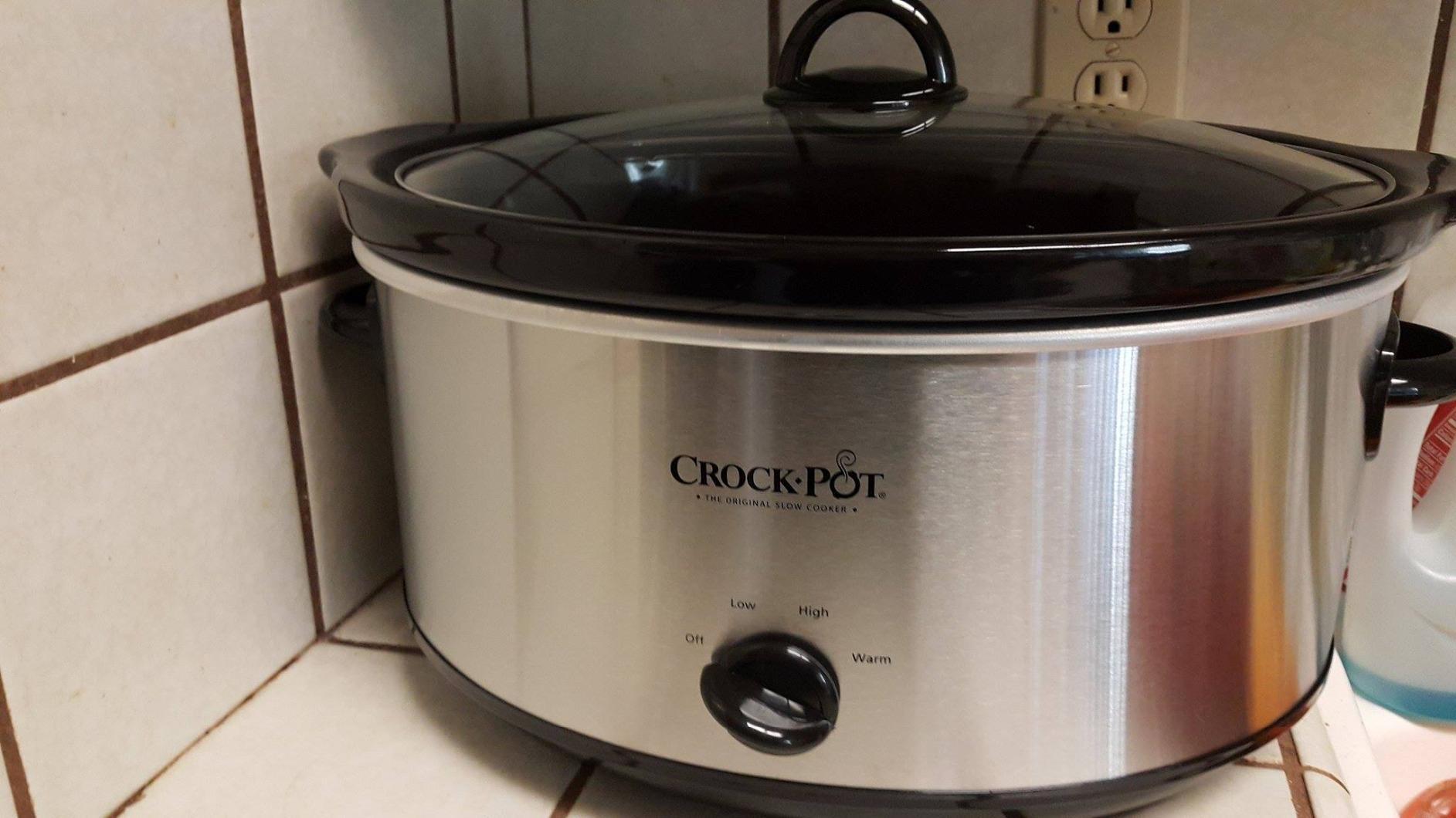 Crock-Pot 7 Quart Oval Manual Slow Cooker, Stainless Steel (SCV700-S-BR), Versatile Cookware for Large Families or Entertaining customer photo 1
