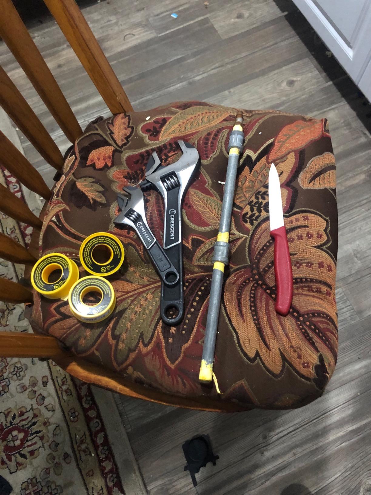 Victorinox Swiss Classic 4-Inch Spear Tip, Serrated, Red Paring Knife Customer Review Victorinox Swiss Classic 4-Inch Spear Tip, Serrated, Red Paring Knife - Customer Photo 1