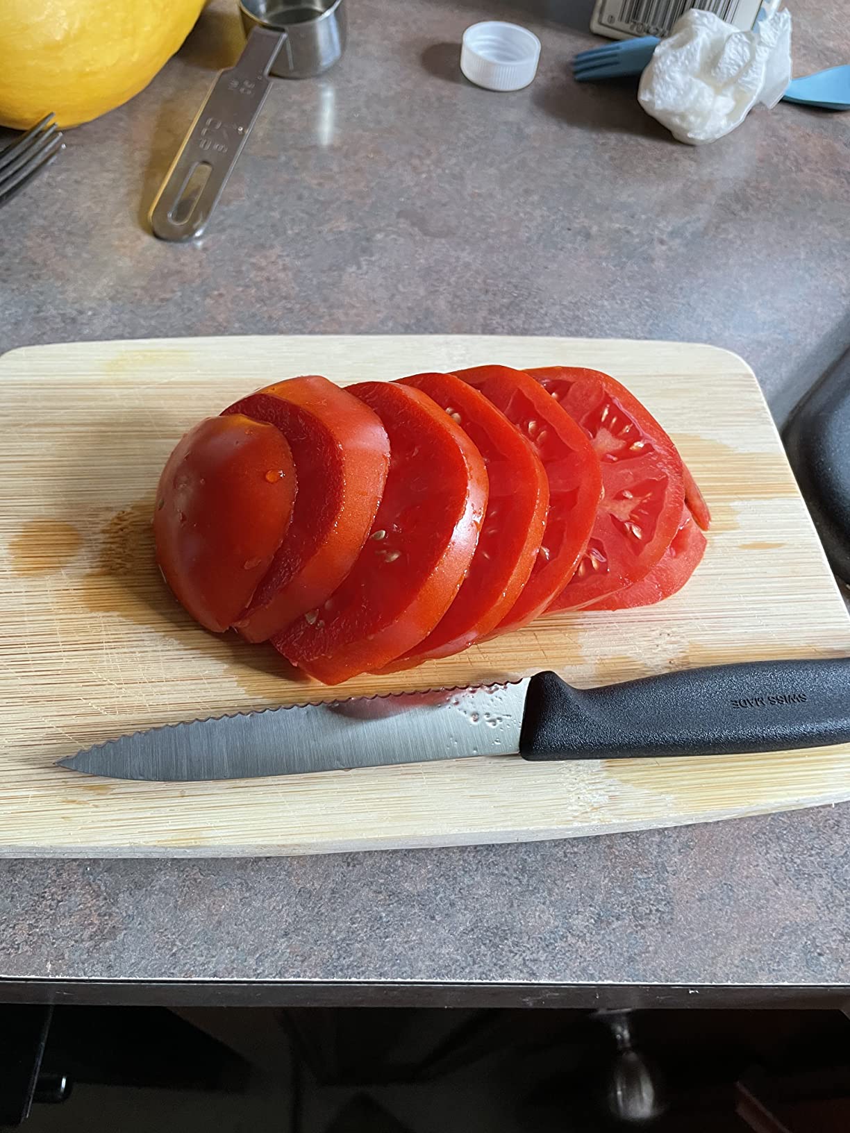 Victorinox Swiss Classic 4-Inch Spear Tip, Serrated, Red Paring Knife - Customer Photo 2