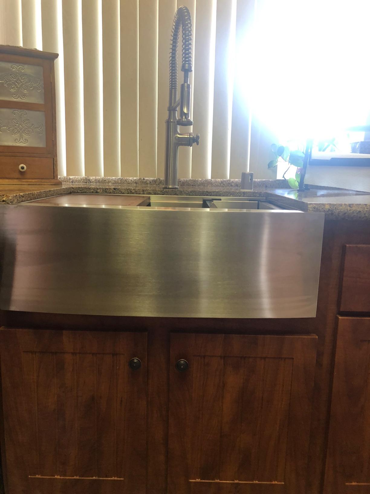 Ruvati 33-inch Apron-front Workstation Farmhouse Kitchen Sink - 16 Gauge Stainless Steel Kitchen Sink Single Bowl with Brushed Finish hides scratches - Farmhouse Workstation Sinks - RVH9200 - Customer Photo 1