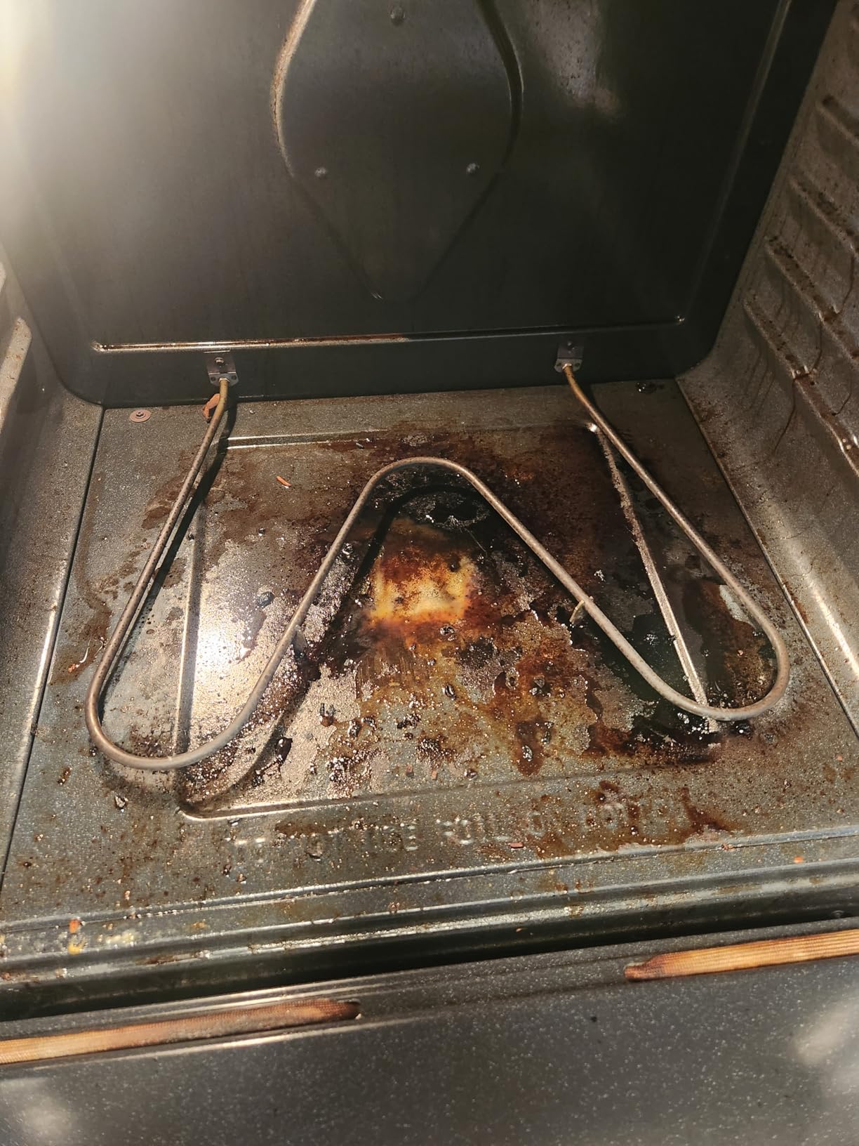 Goo Gone Oven and Grill Cleaner - 14 Ounce - Removes Tough Baked On Grease and Food Spills Surface Safe - Customer Photo 1