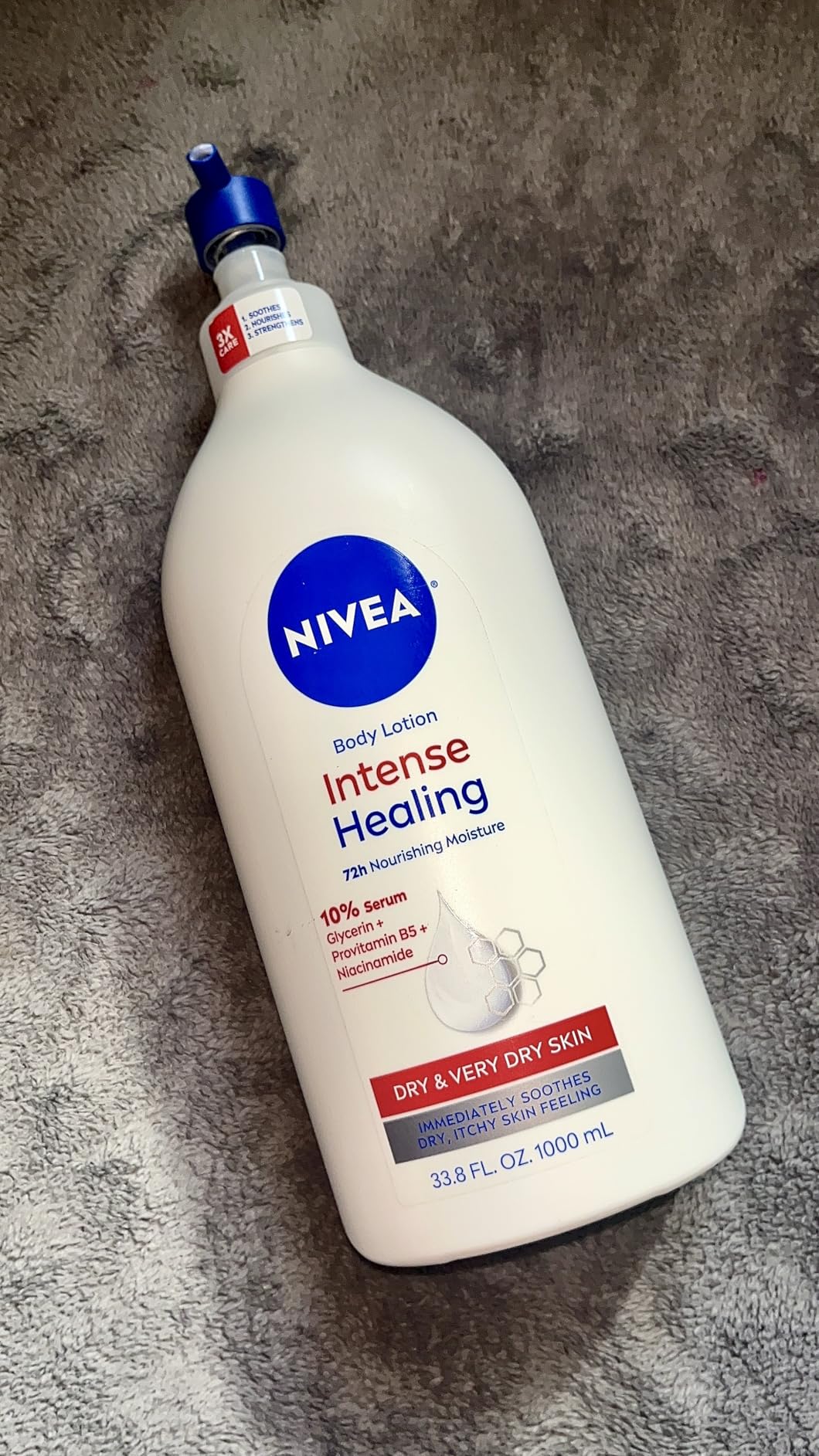 NIVEA Intense Healing Body Lotion for Very Dry, Itchy Skin with Glycerin, Provitamin B5 and Niacinamide, 72-Hour Body Moisturizer, 16.9 Fl Oz Pump Bottle customer photo 1