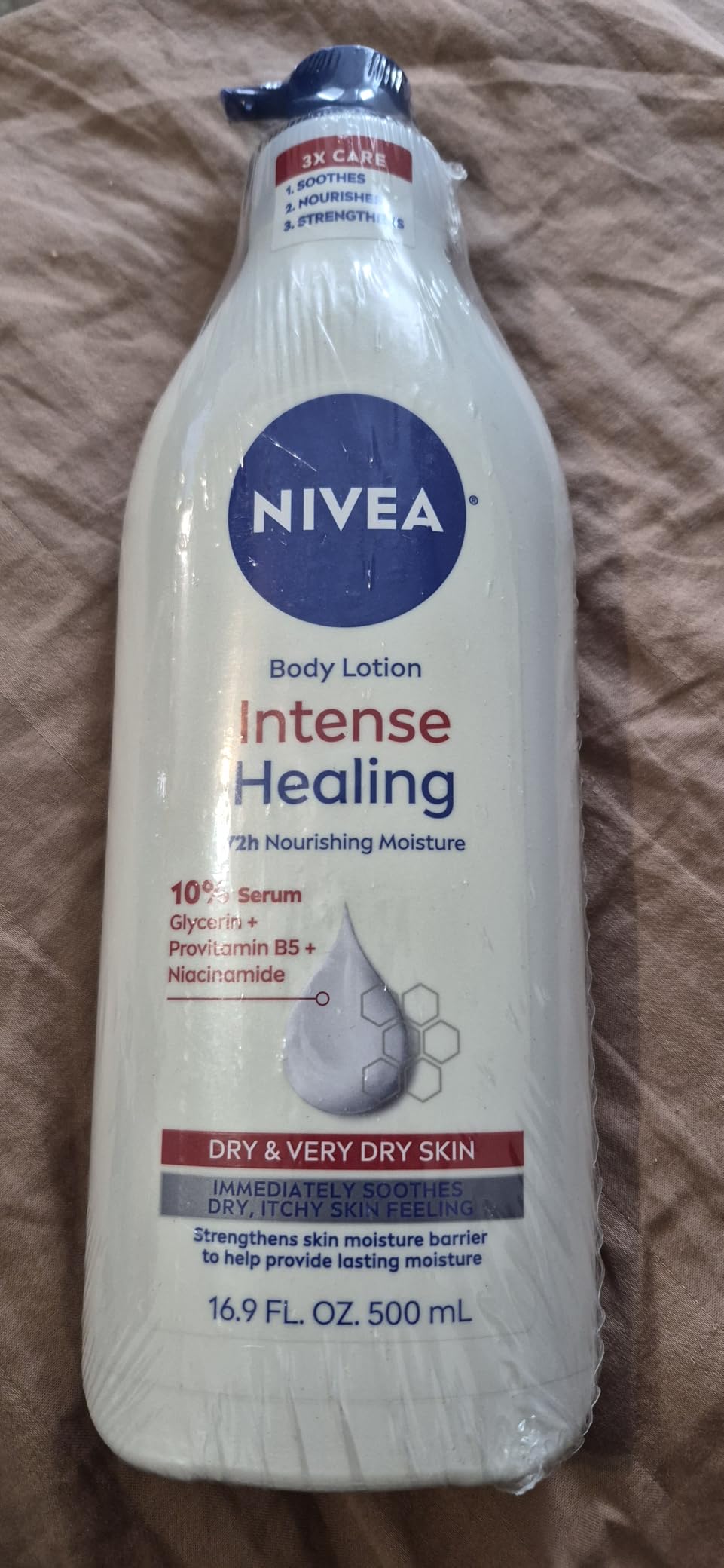 NIVEA Intense Healing Body Lotion for Very Dry, Itchy Skin with Glycerin, Provitamin B5 and Niacinamide, 72-Hour Body Moisturizer, 16.9 Fl Oz Pump Bottle customer photo 2