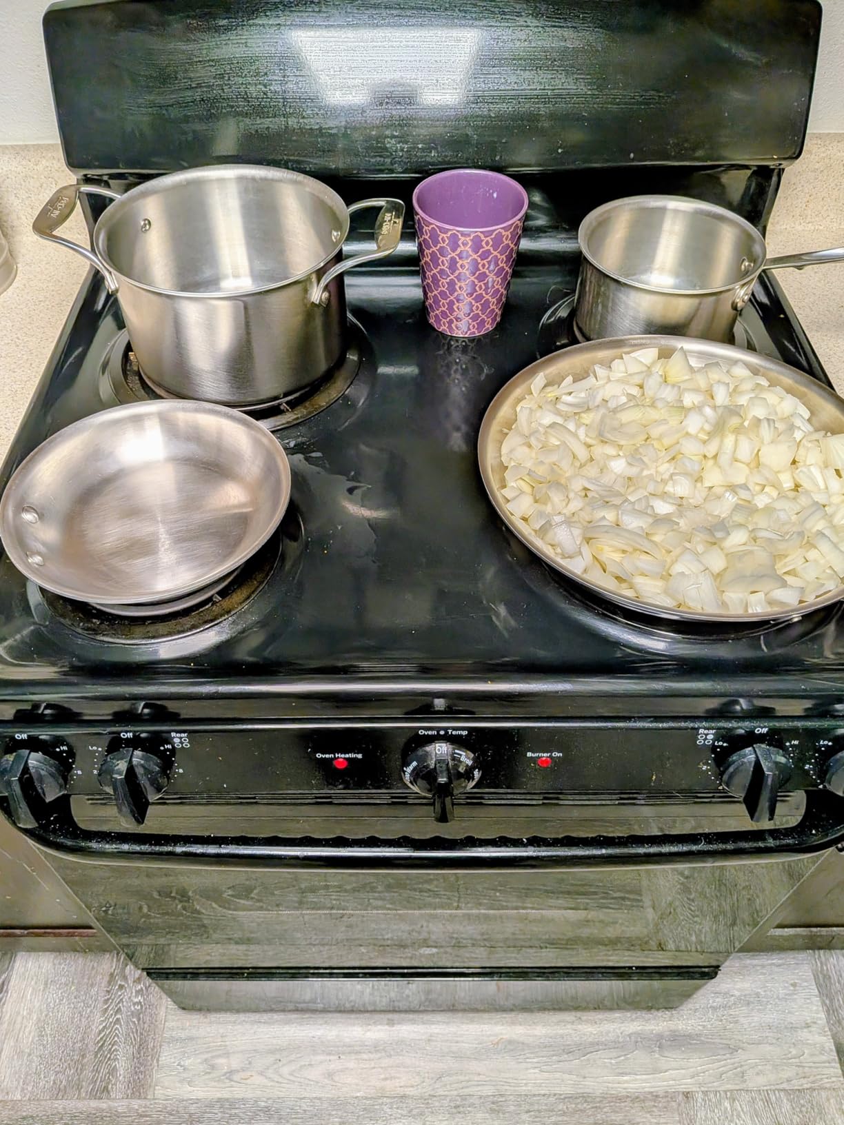 All Clad- D3 12-inch Stainless Steel Frying Pan- 3-Ply Made in USA Cookware-Built to Outlast since 1971- Oven Safe- Induction Compatible Customer Review All Clad- D3 12-inch Stainless Steel Frying Pan- 3-Ply Made in USA Cookware-Built to Outlast since 1971- Oven Safe- Induction Compatible - Customer Photo 1