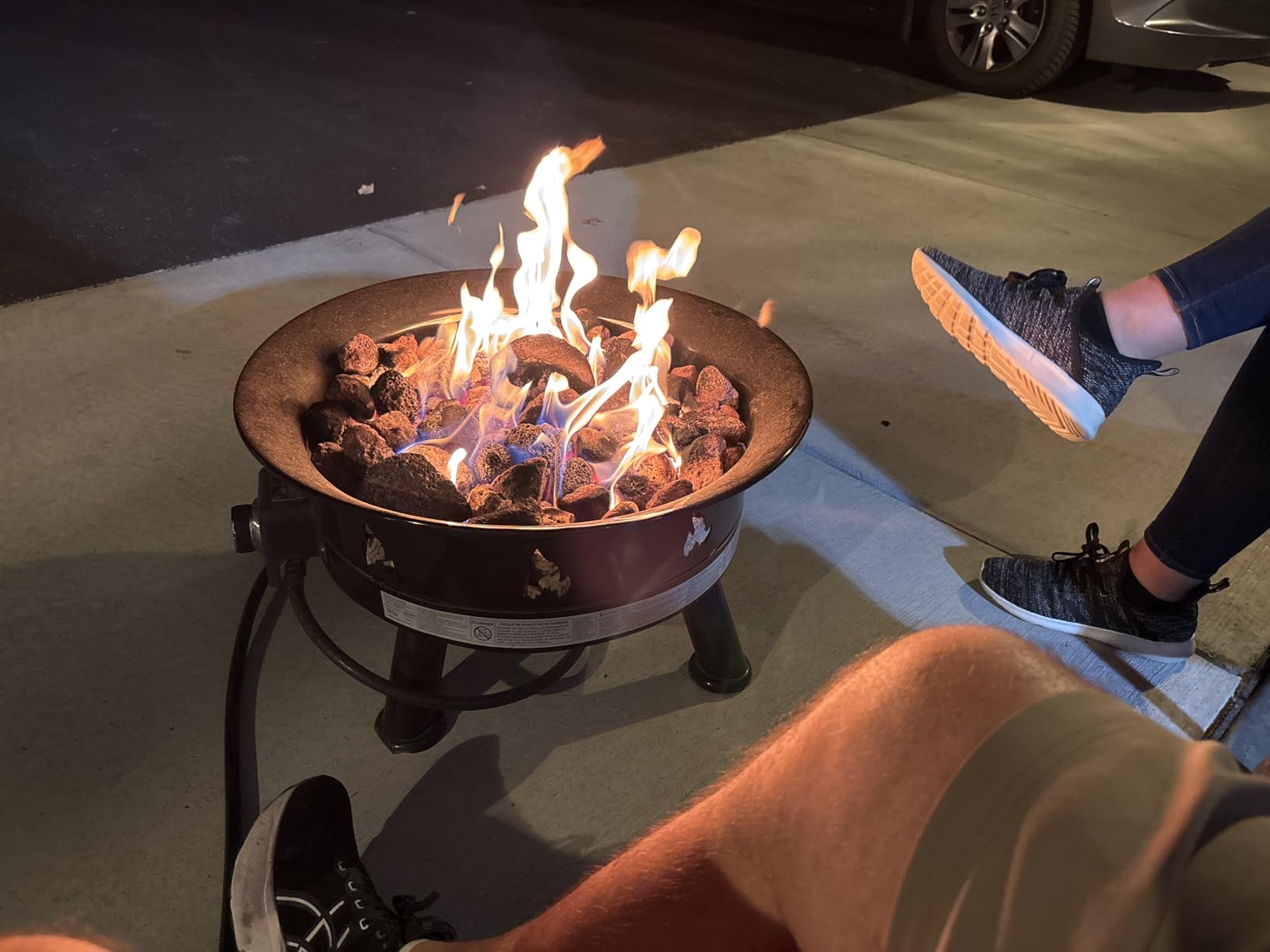 Outland Living Firebowl Smokeless Fire Pit, Round Outdoor Portable Propane Gas Fire Pit with UV and Weather Resistant Durable Cover, 24-Inch Diameter 58,000 BTU, Black, 883 Mega customer photo 1