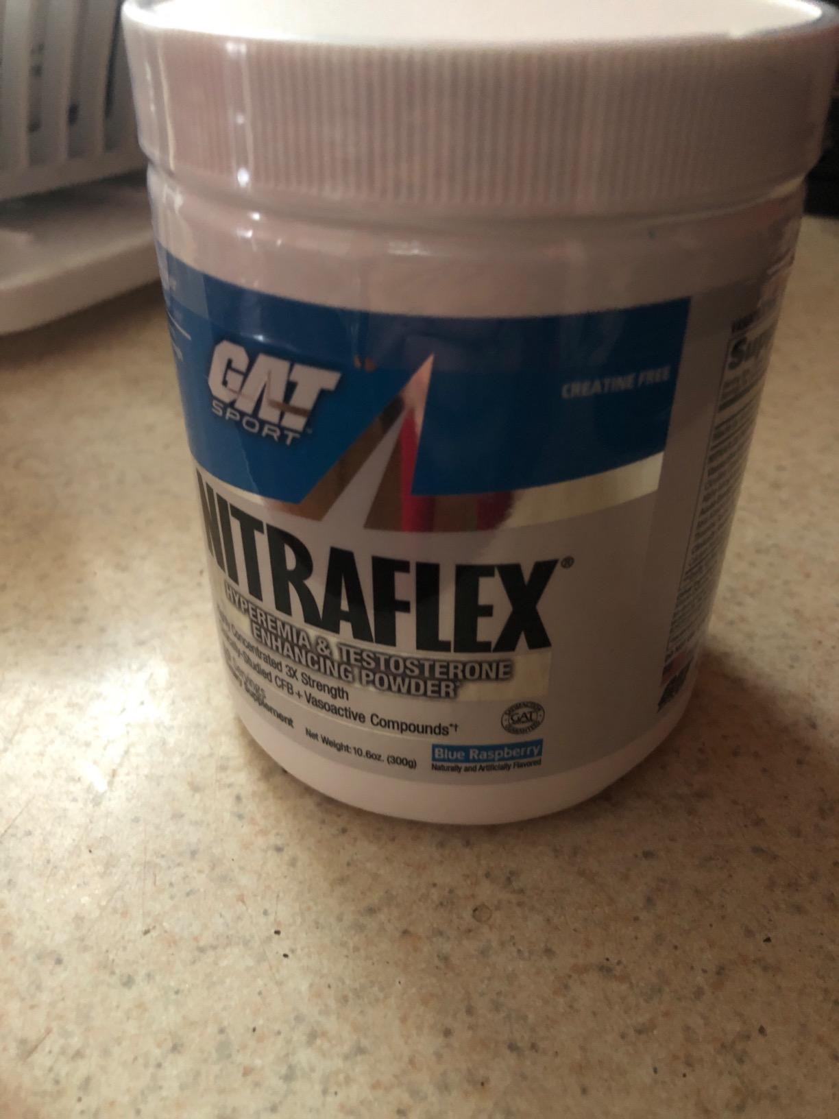 GAT SPORT Nitraflex Advanced Pre-Workout Powder, Increases Blood Flow, Boosts Strength and Energy, Improves Exercise Performance, (Blue Raspberry, 30 Servings) customer photo 1