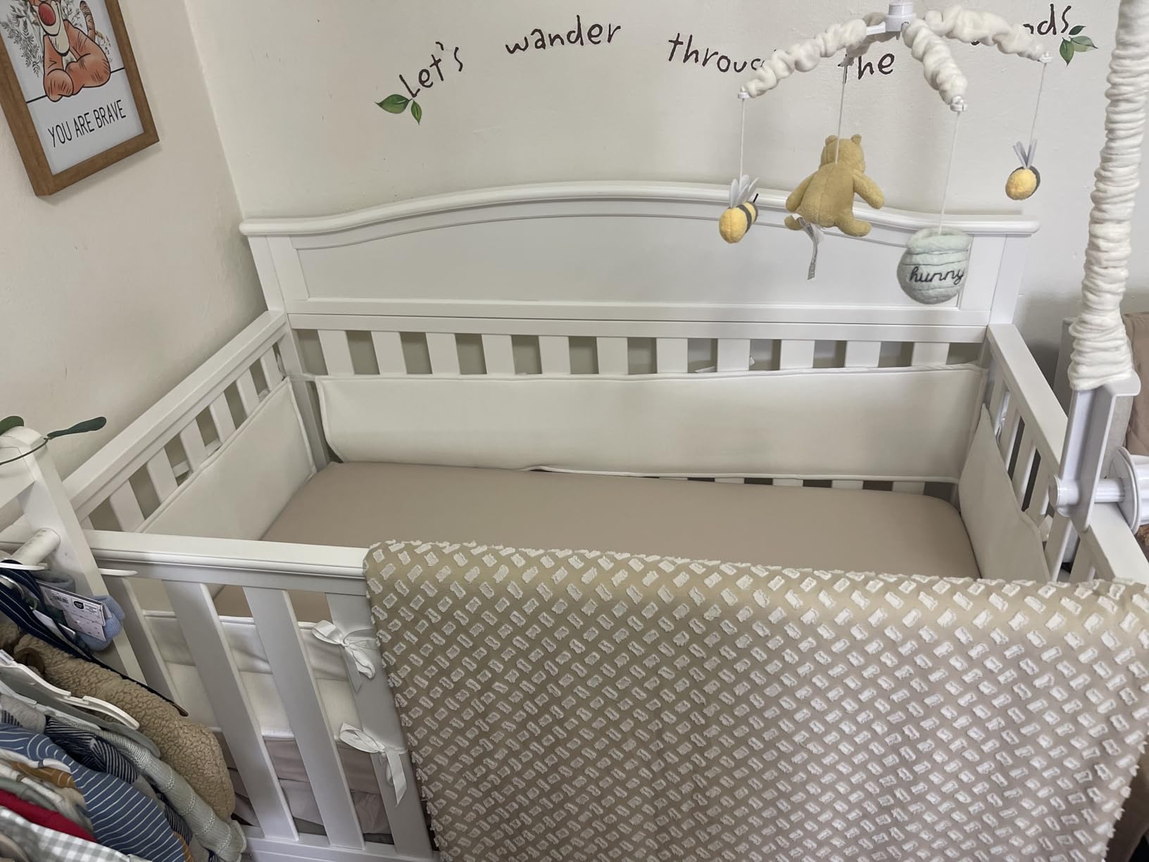 Delta Children Emery 4-in-1 Convertible Baby Crib - Greenguard Gold Certified, White customer photo 2