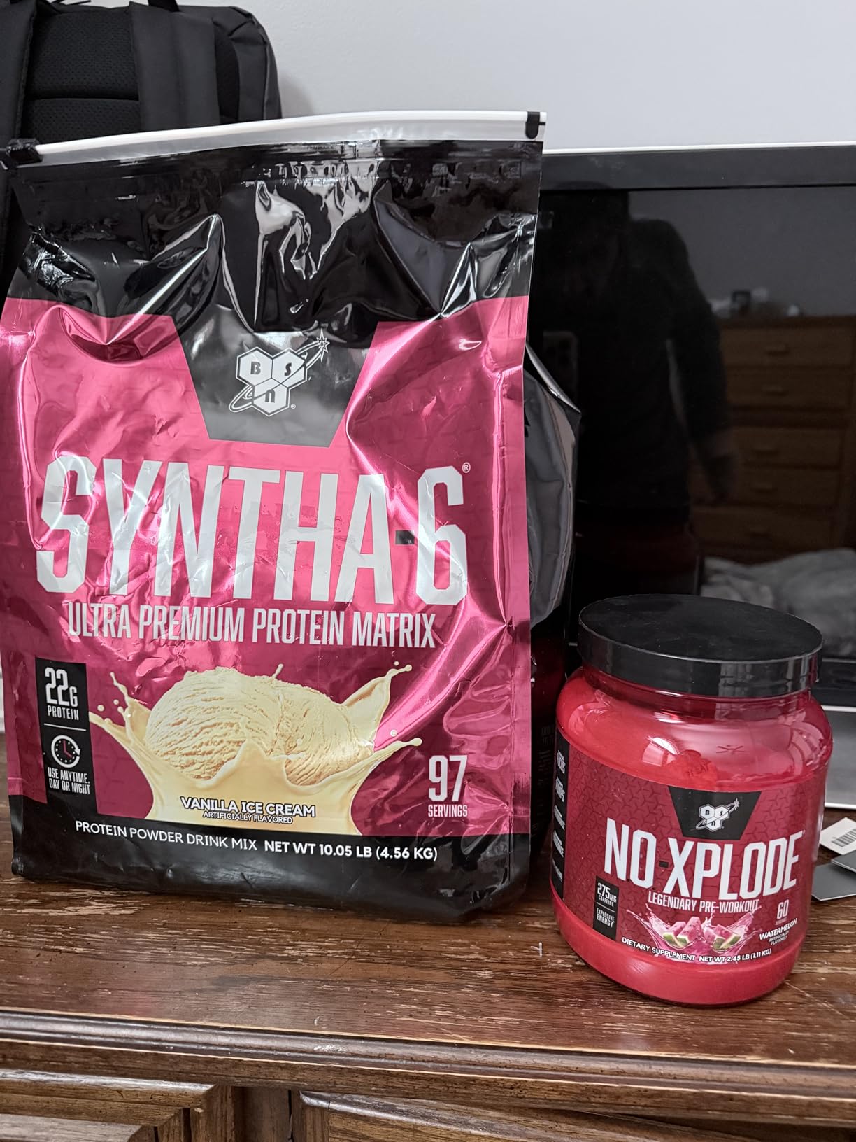 BSN N.O.-XPLODE Pre Workout Powder, Energy Supplement for Men and Women with Creatine and Beta-Alanine, Fruit Punch, 30 Servings, 1.2 Pound (Packaging May Vary) customer photo 1