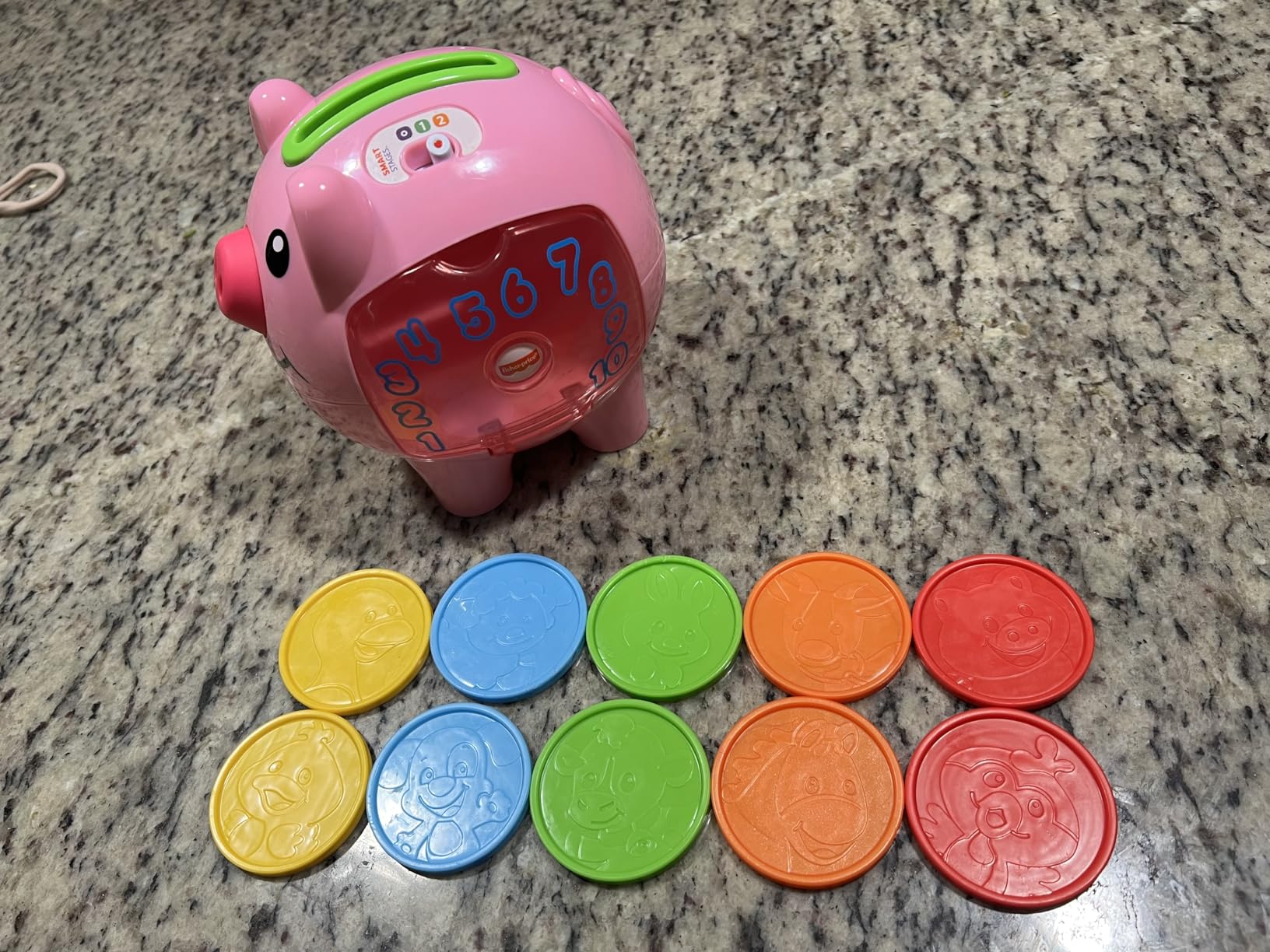 Fisher-Price Baby & Toddler Toy Laugh & Learn Smart Stages Piggy Bank with Educational Songs & Phrases for Infants Ages 6+ Months (Amazon Exclusive) customer photo 1