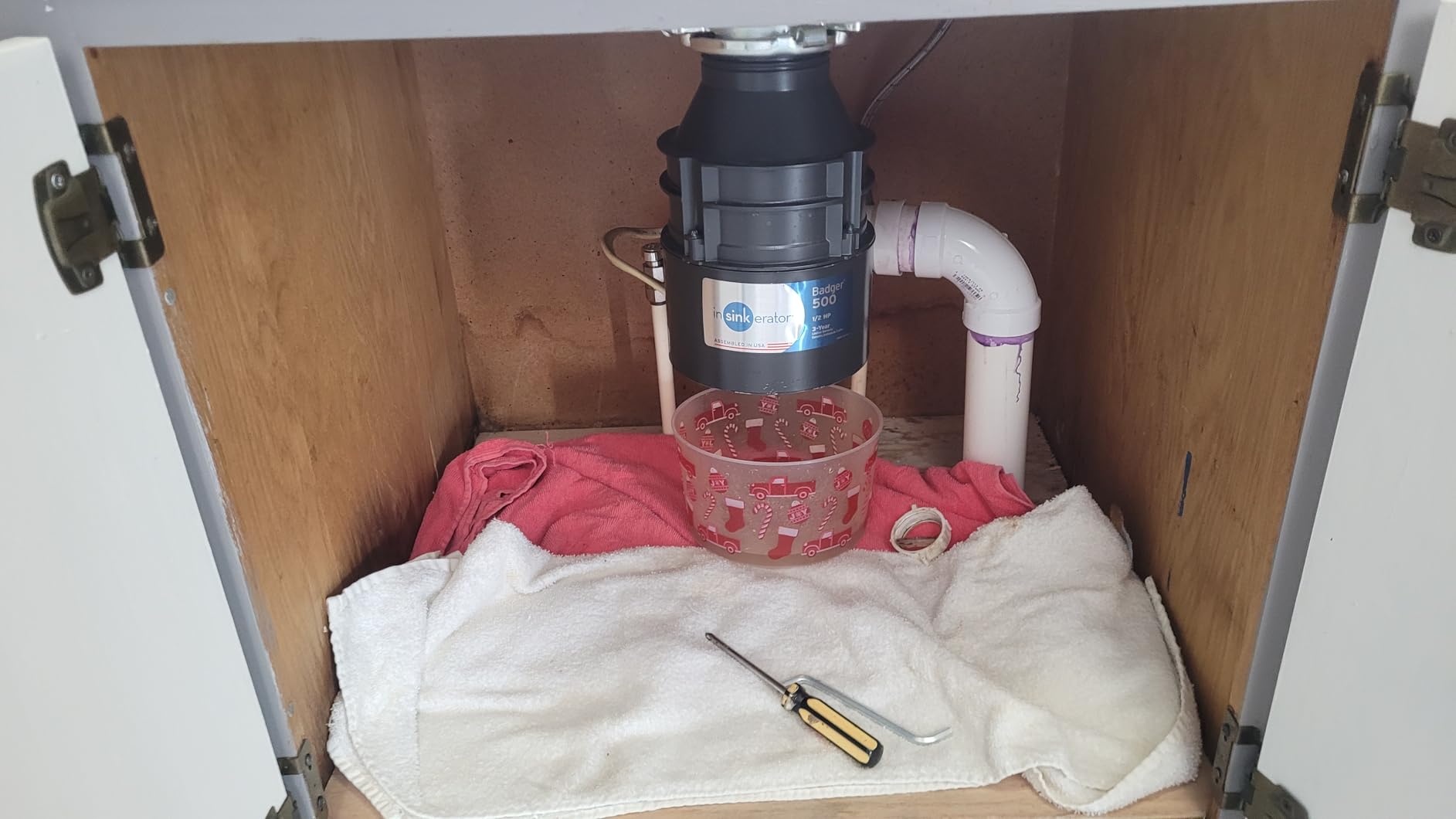 InSinkErator Badger 5 Garbage Disposal with Power Cord, Standard Series 1/2 HP Continuous Feed Food Waste Disposer, Badger 5 W/C, No Size, Black/Gray - Customer Photo 2