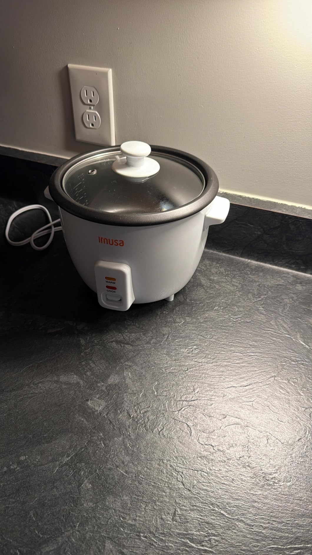 IMUSA USA GAU-00012 Electric NonStick Rice Cooker 5-Cup (Uncooked) 10-Cup (Cooked), White Customer Review IMUSA USA GAU-00012 Electric NonStick Rice Cooker 5-Cup (Uncooked) 10-Cup (Cooked), White - Customer Photo 1