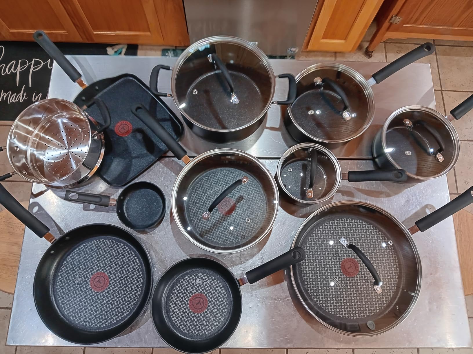 T-Fal Ultimate Hard Anodized Nonstick Cookware Set 17 Piece, Nonstick Pots and Pans Set with Fry Pan, Saucepans, Saute-Pan, Griddle, Dishwasher Safe, Black customer photo 1