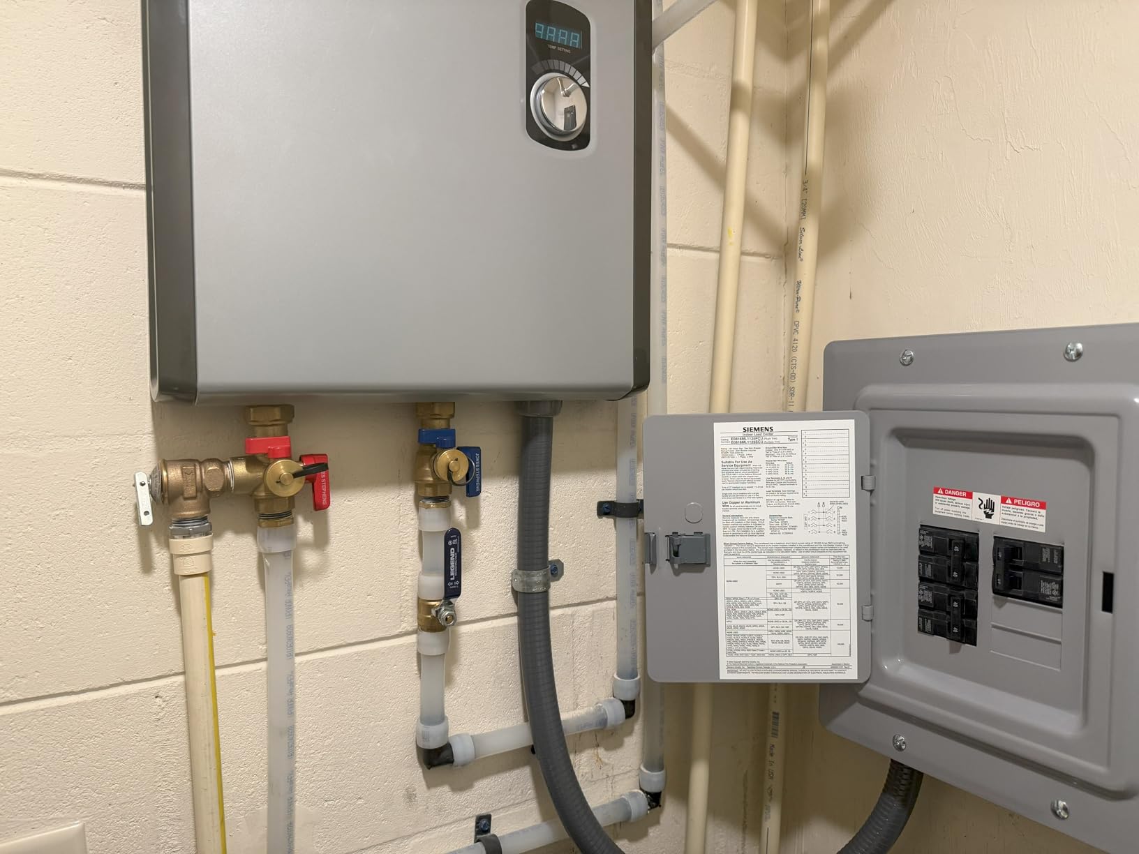 Rheem 11kW 240V Tankless Electric Water Heater - Customer Photo 2