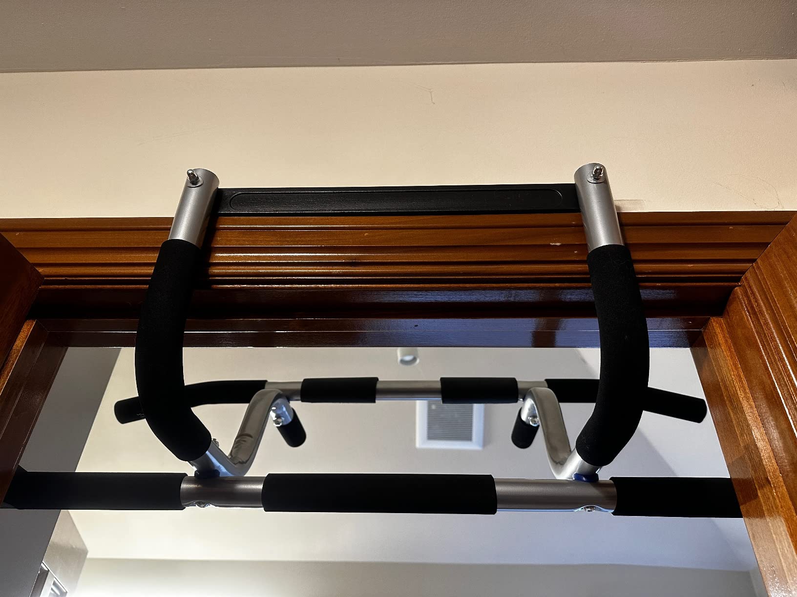Ultimate Body Press XL Doorway Pull Up bar with Elevated bar & Adjustable Width customer photo 2