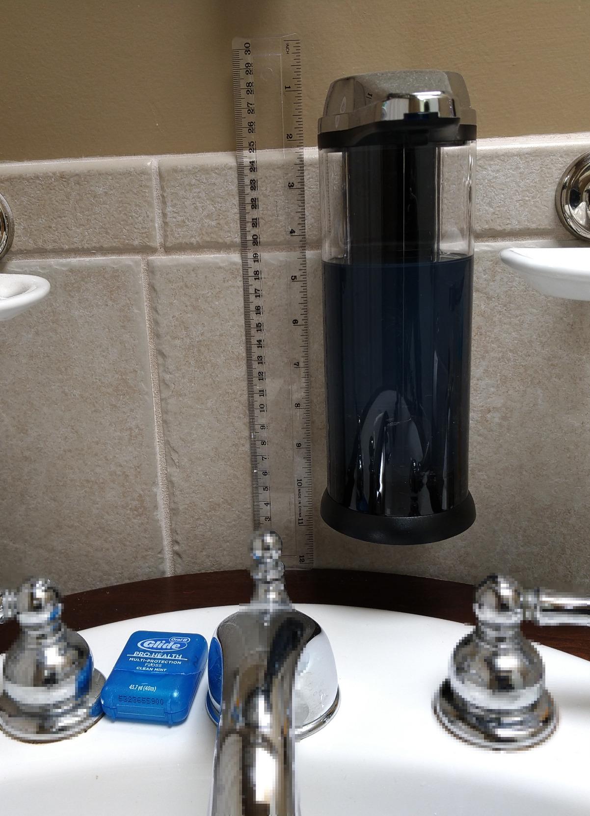 Secura 17oz Automatic Liquid Soap Dispenser, Touchless Battery Operated Hand Soap Dispenser with Adjustable Soap Dispensing Volume Control Dial, Personal Care Dispenser for Household Use (Chrome) Customer Review Secura 17oz Automatic Liquid Soap Dispenser, Touchless Battery Operated Hand Soap Dispenser with Adjustable Soap Dispensing Volume Control Dial, Personal Care Dispenser for Household Use (Chrome) - Customer Photo 2