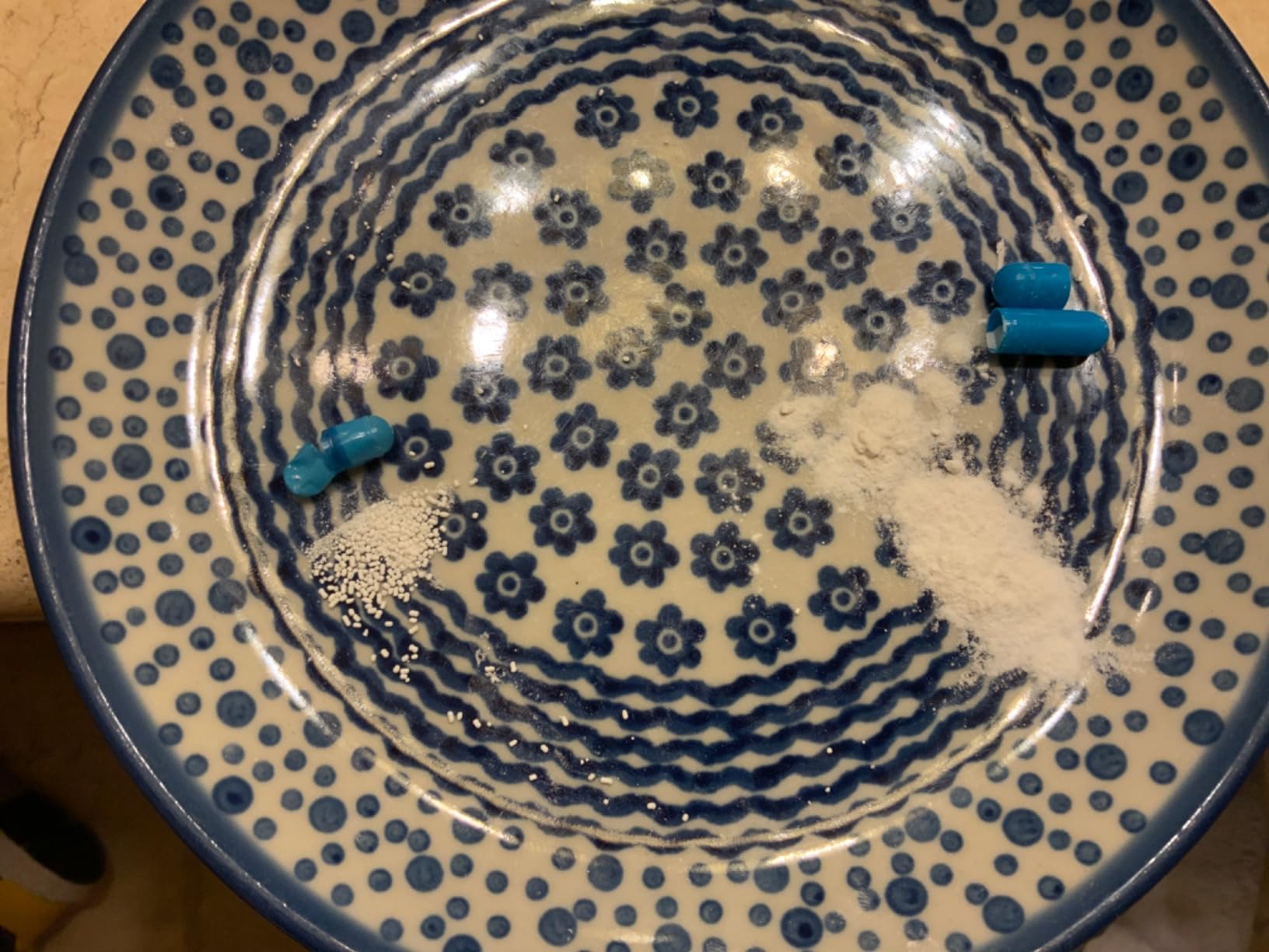 alli Diet Weight Loss Supplement Pills, Orlistat 60mg Capsules Starter Pack, Non prescription weight loss aid, 60 count(Pack of 1) customer photo 3