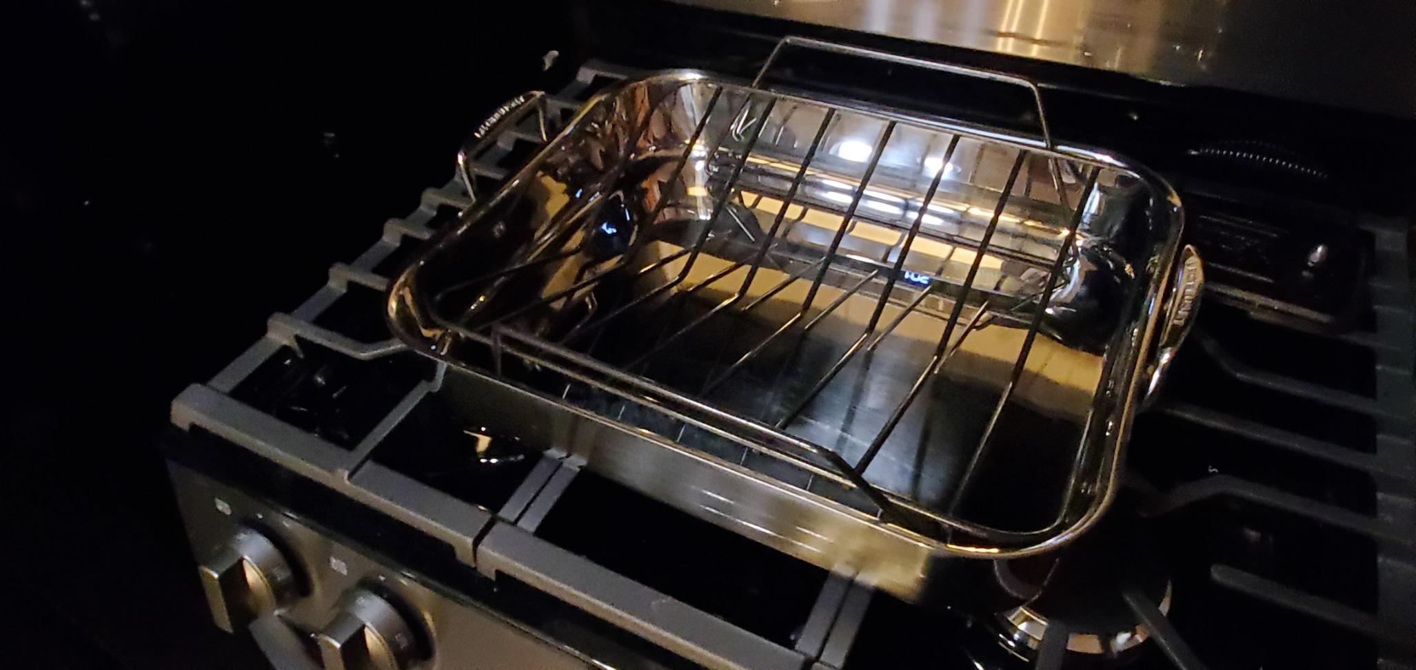 Le Creuset Stainless Steel Roasting Pan with Nonstick Rack, 16.25