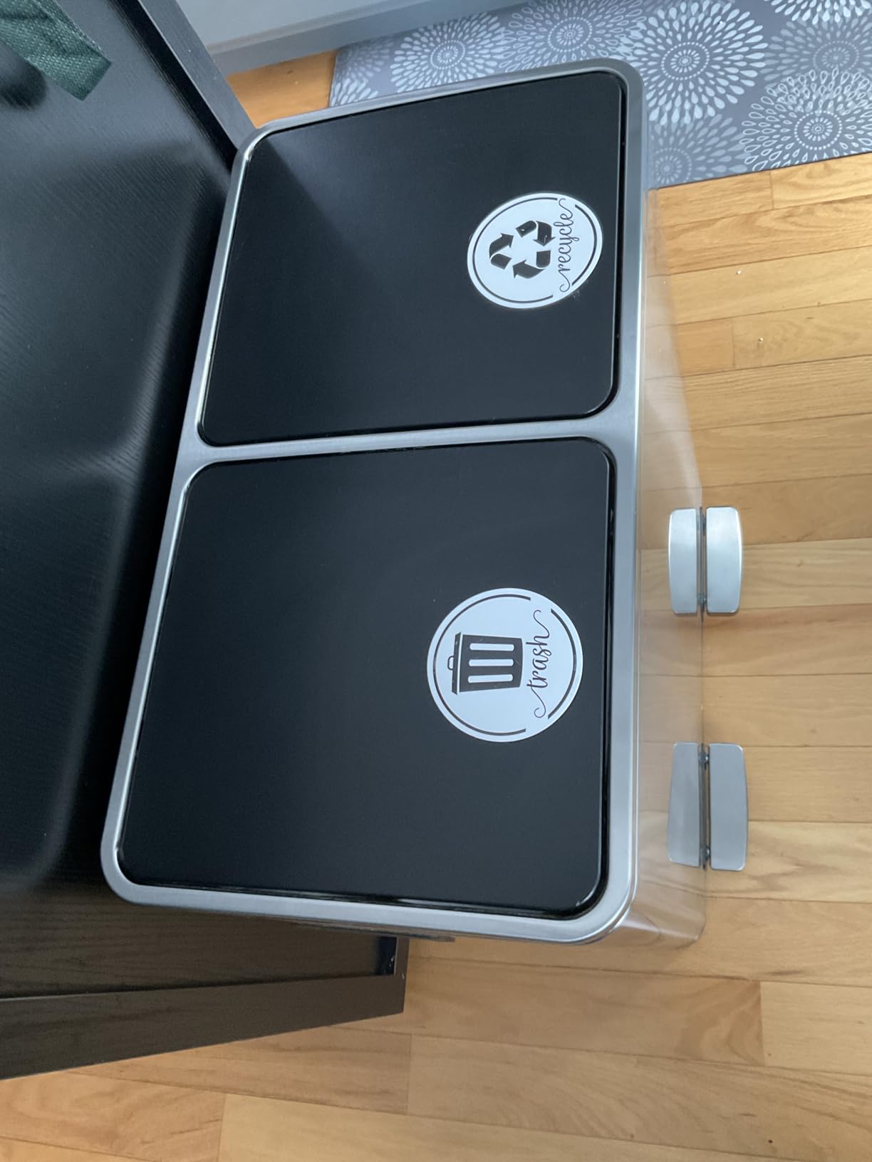 SONGMICS Trash Can, 2 x 8 Gallon (2 x 30 L) Garbage Can for Kitchen, with 15 Trash Bags, 2 Compartments, Plastic Inner Buckets and Hinged Lids, Airtight, Silver and Black ULTB60NL - Customer Photo 1