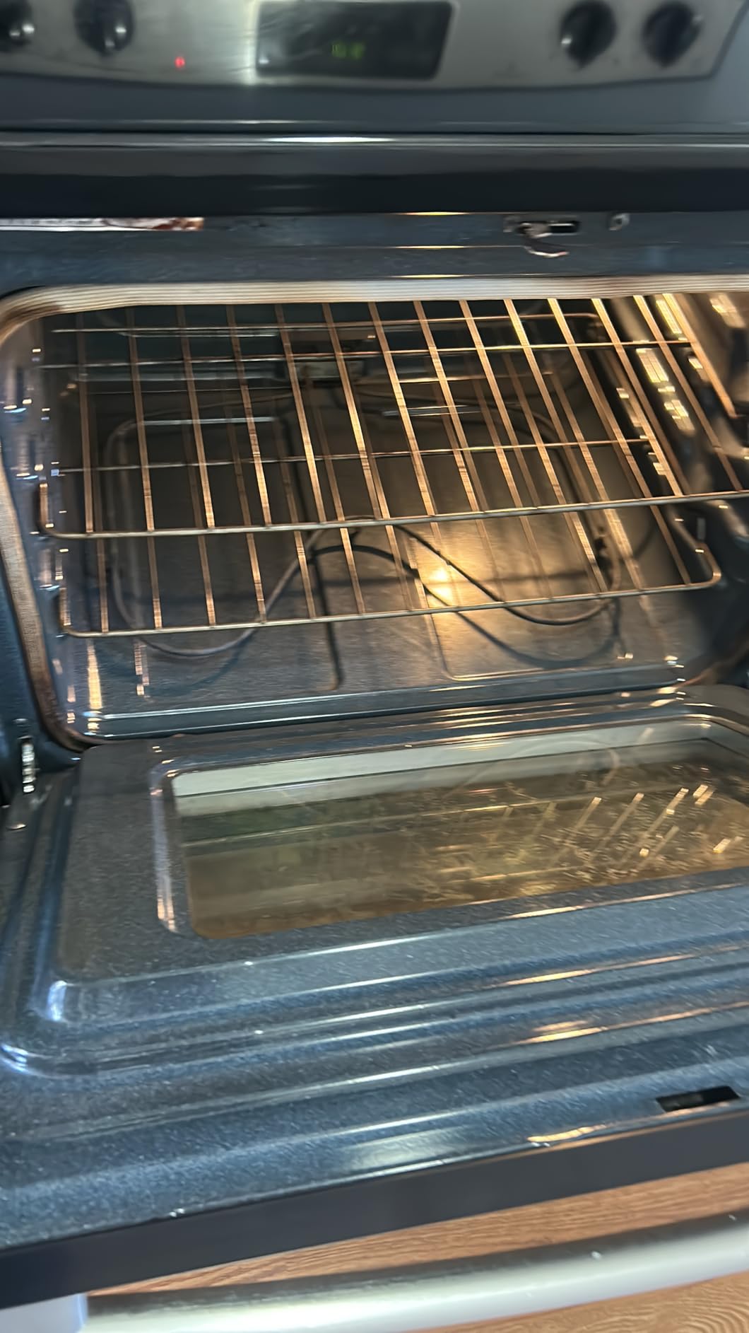 Diversey CBD991206 Break Up Professional Oven & Grill Cleaner, Heavy Duty Spray Removes Baked on Grease, Aerosol, 19-Ounce - Customer Photo 2