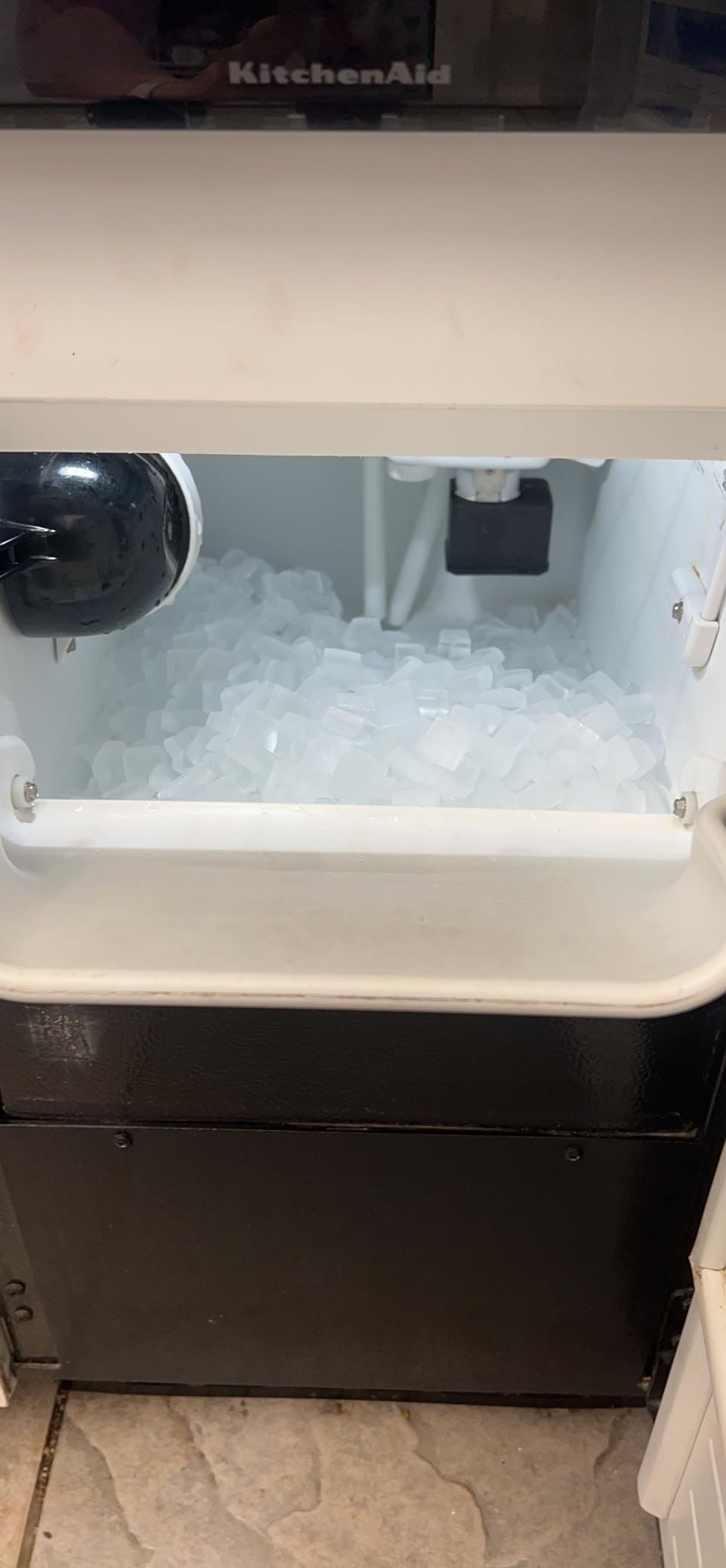 Affresh Ice Machine Cleaner, Helps Remove Hard Water and Mineral Buildup for Great-Tasting Ice Customer Review Affresh Ice Machine Cleaner, Helps Remove Hard Water and Mineral Buildup for Great-Tasting Ice - Customer Photo 4