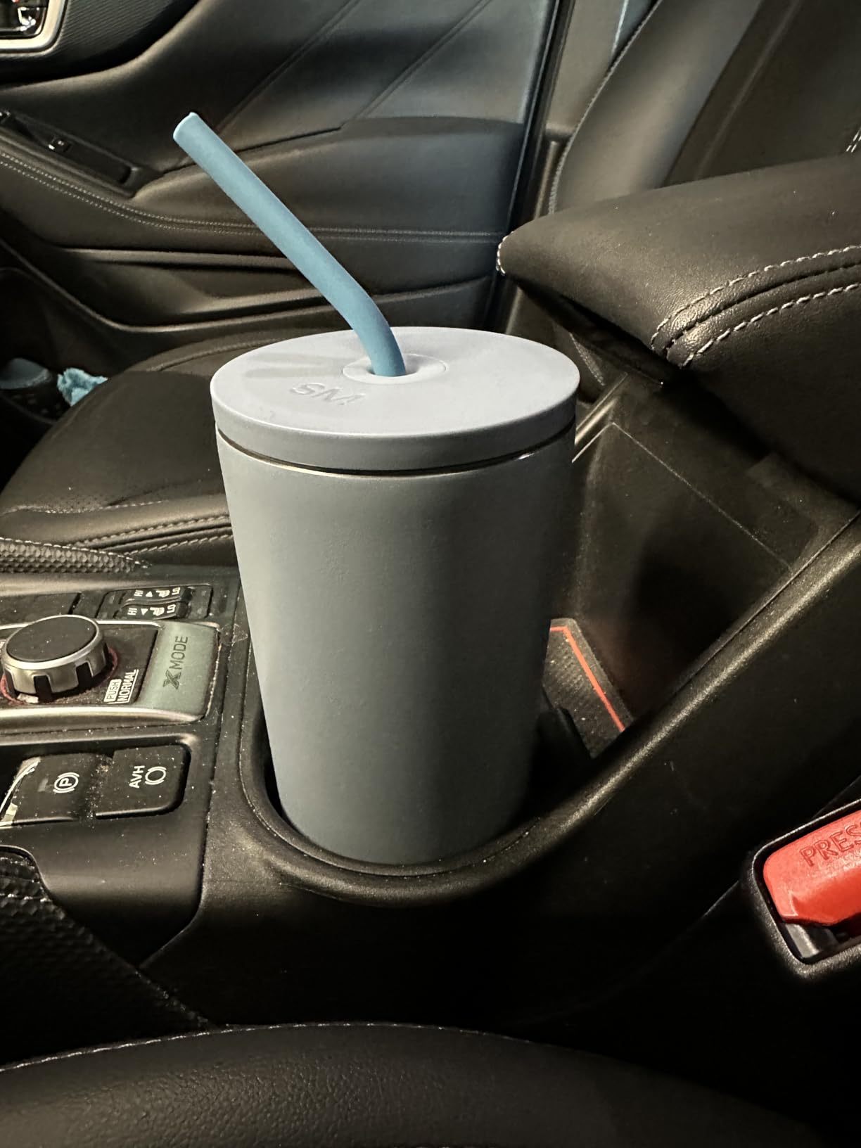 Simple Modern Insulated Tumbler with Lid and Straw | Iced Coffee Cup Reusable Stainless Steel Water Bottle Travel Mug | Gifts for Women Men Her Him | Classic Collection | 24oz | Midnight Black - Customer Photo 2