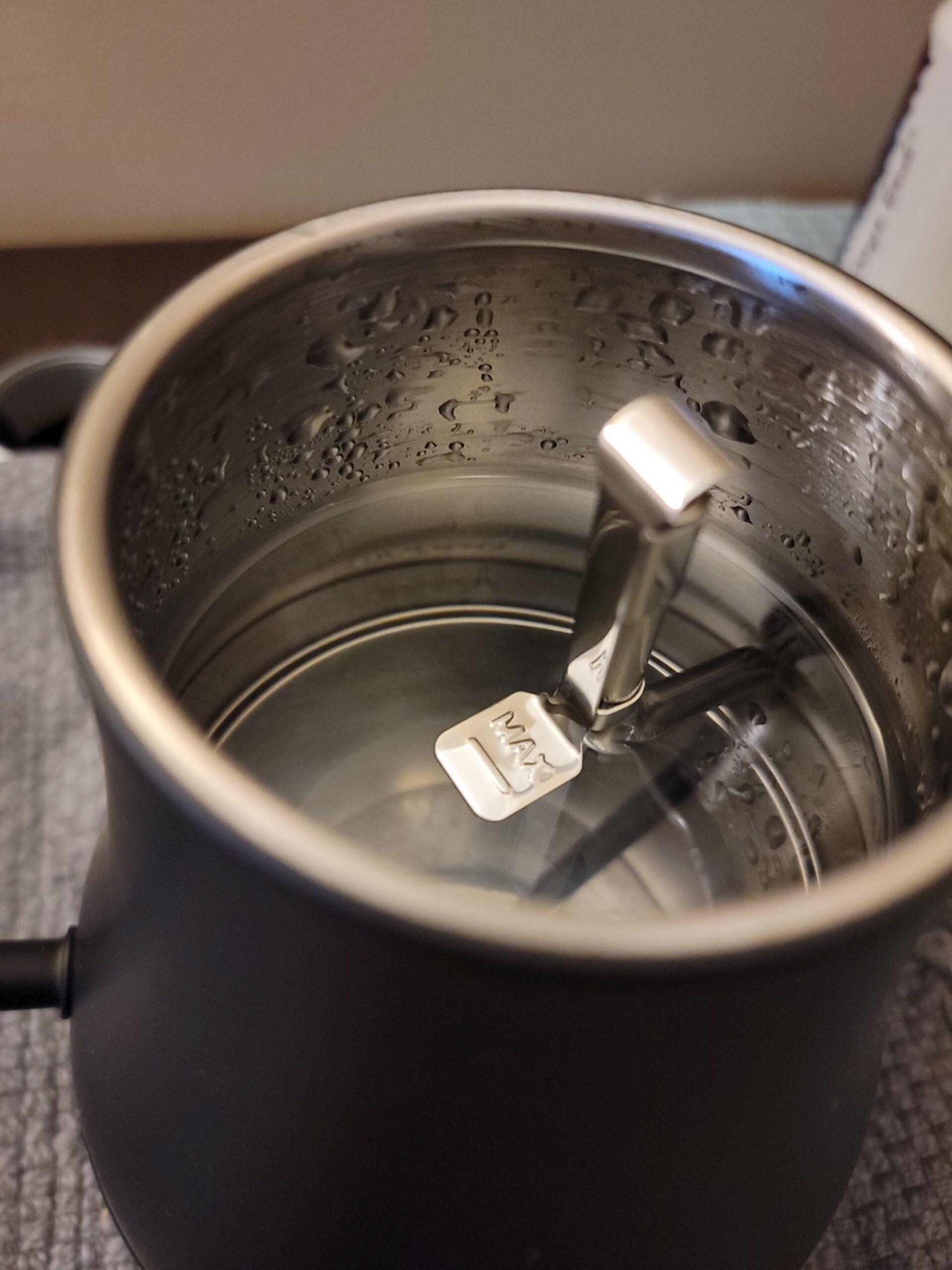 Bodum 27oz Bistro Gooseneck Electric Water Kettle, Pour Over Coffee & Tea, Stainless Steel, Matte Black - Customer Photo 2