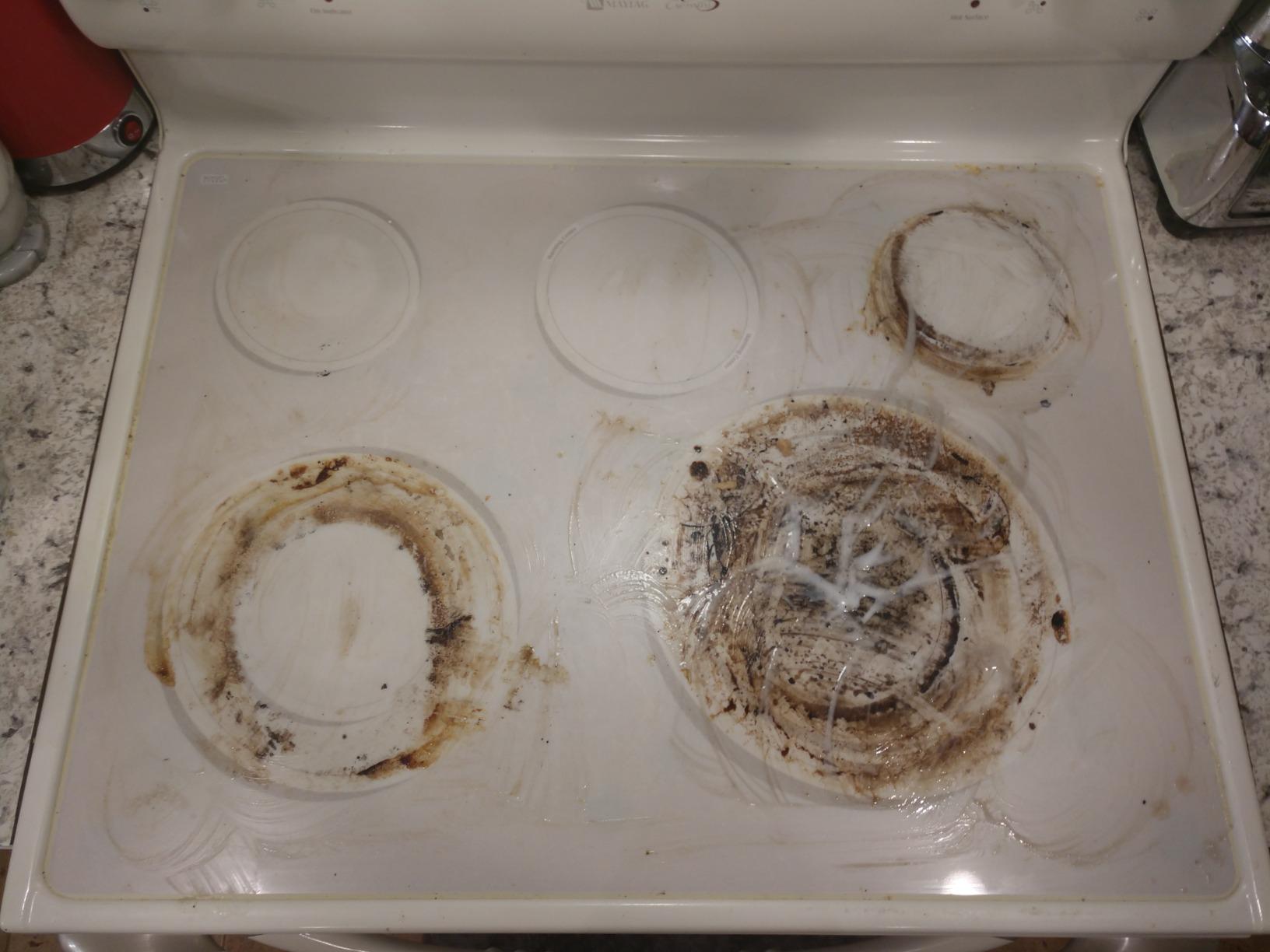 Bar Keepers Friend Cooktop Cleaner (2 x13 oz) Multipurpose Liquid Stovetop Cleanser - Safe for Use on Glass or Ceramic Cooking Surfaces, Copper, Brass, Chrome, and Stainless Steel & Porcelain Sinks - Customer Photo 4