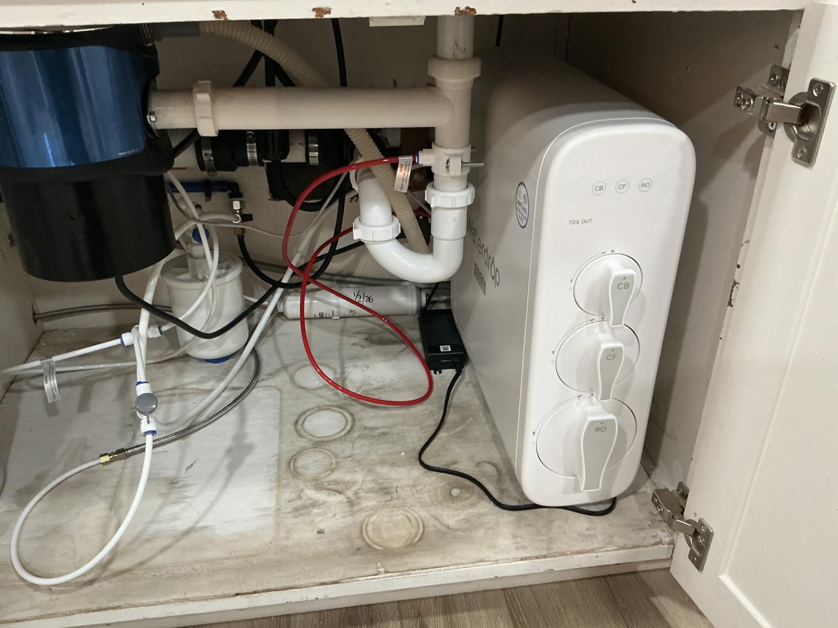 Waterdrop G3P600 Reverse Osmosis System, 8 Stage Tankless Reverse Osmosis Water Filter, NSF/ANSI 42 & 53 & 58 & 372 Certified, Under Sink RO System, 2:1 Pure to Drain, Smart LED Faucet Customer Review Waterdrop G3P600 Reverse Osmosis System, 8 Stage Tankless Reverse Osmosis Water Filter, NSF/ANSI 42 & 53 & 58 & 372 Certified, Under Sink RO System, 2:1 Pure to Drain, Smart LED Faucet - Customer Photo 1