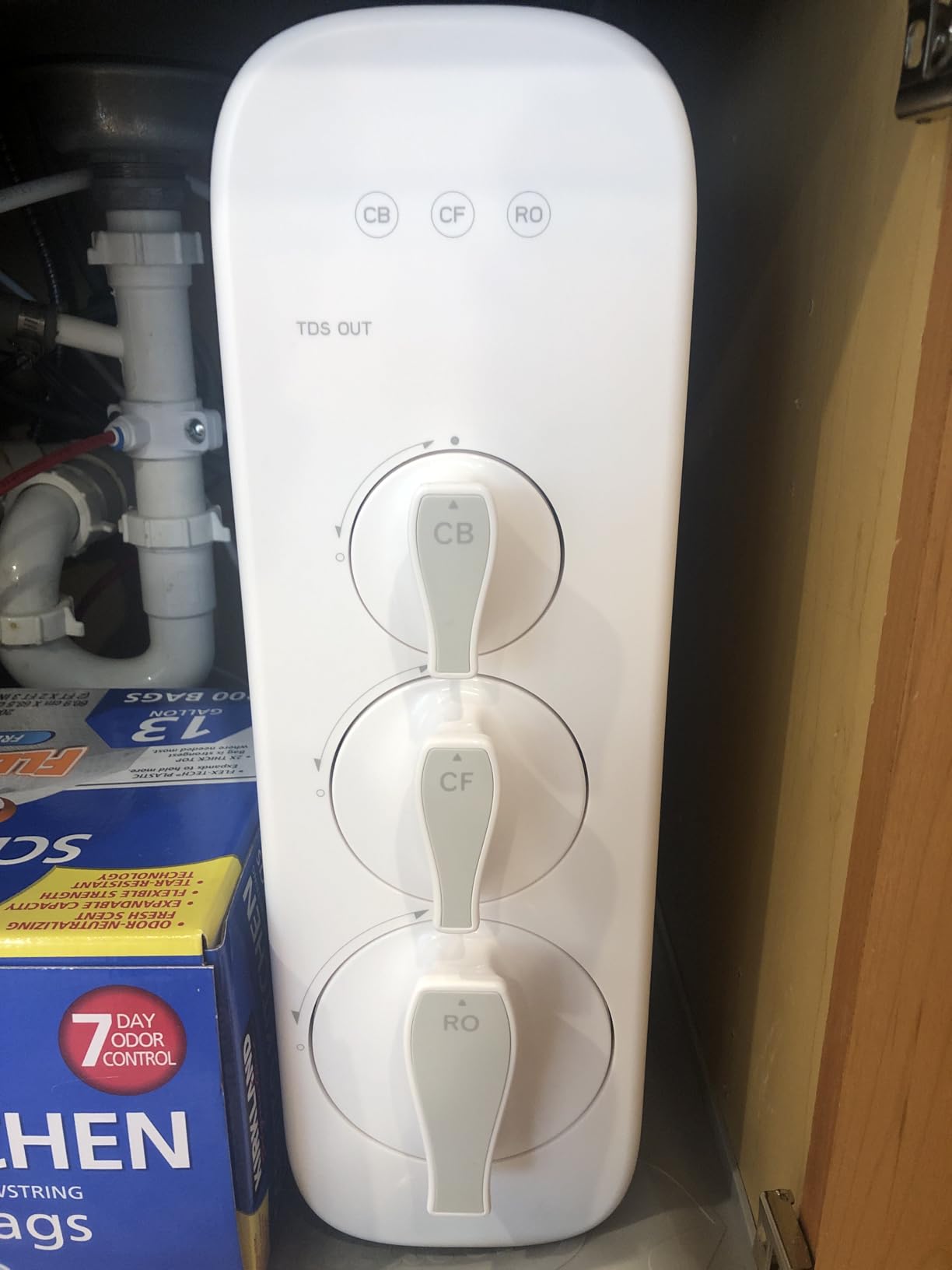 Waterdrop G3P600 Reverse Osmosis System, 8 Stage Tankless Reverse Osmosis Water Filter, NSF/ANSI 42 & 53 & 58 & 372 Certified, Under Sink RO System, 2:1 Pure to Drain, Smart LED Faucet Customer Review Waterdrop G3P600 Reverse Osmosis System, 8 Stage Tankless Reverse Osmosis Water Filter, NSF/ANSI 42 & 53 & 58 & 372 Certified, Under Sink RO System, 2:1 Pure to Drain, Smart LED Faucet - Customer Photo 3