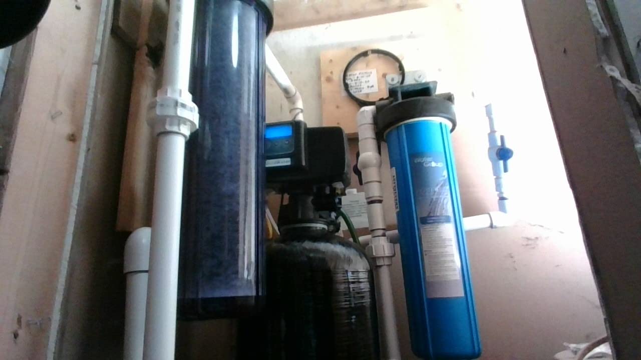 Fleck 5600 SXT Air Injection Iron Eater Filter. Removes Iron, Manganese, H2S. Black Series. 1.5 cubic ft - Customer Photo 1