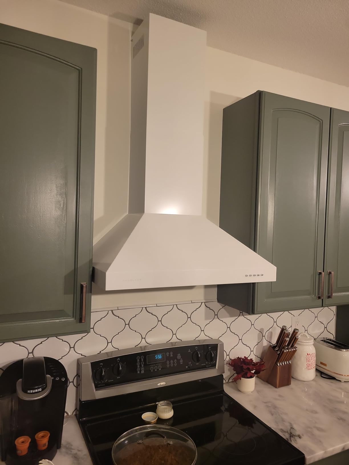 Hauslane Wall Mount Range Hood 30 Inch | Stainless Steel Wall Chimney | 6