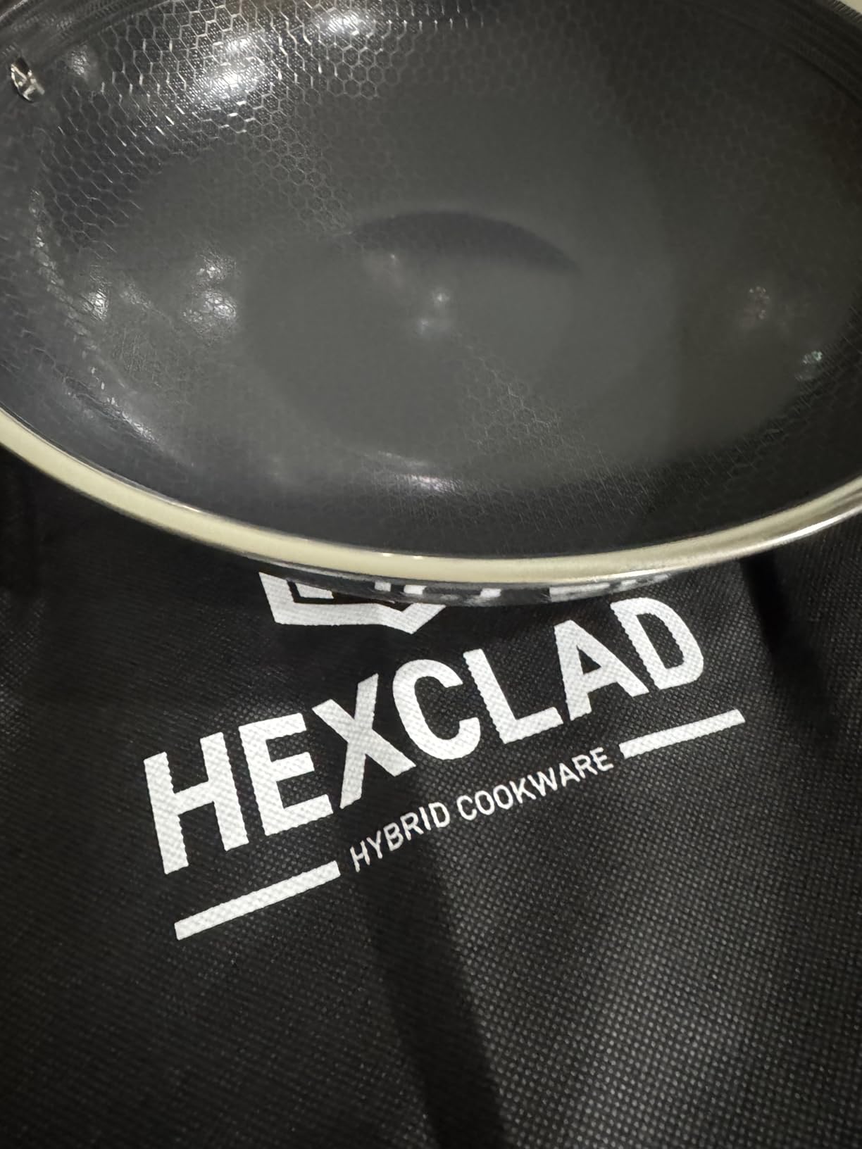 HexClad Hybrid Nonstick 12-Inch Wok, Stay-Cool Handle, Dishwasher-Friendly, Oven-Safe Up to 900°F, Induction Ready, Compatible with All Cooktops - Customer Photo 1