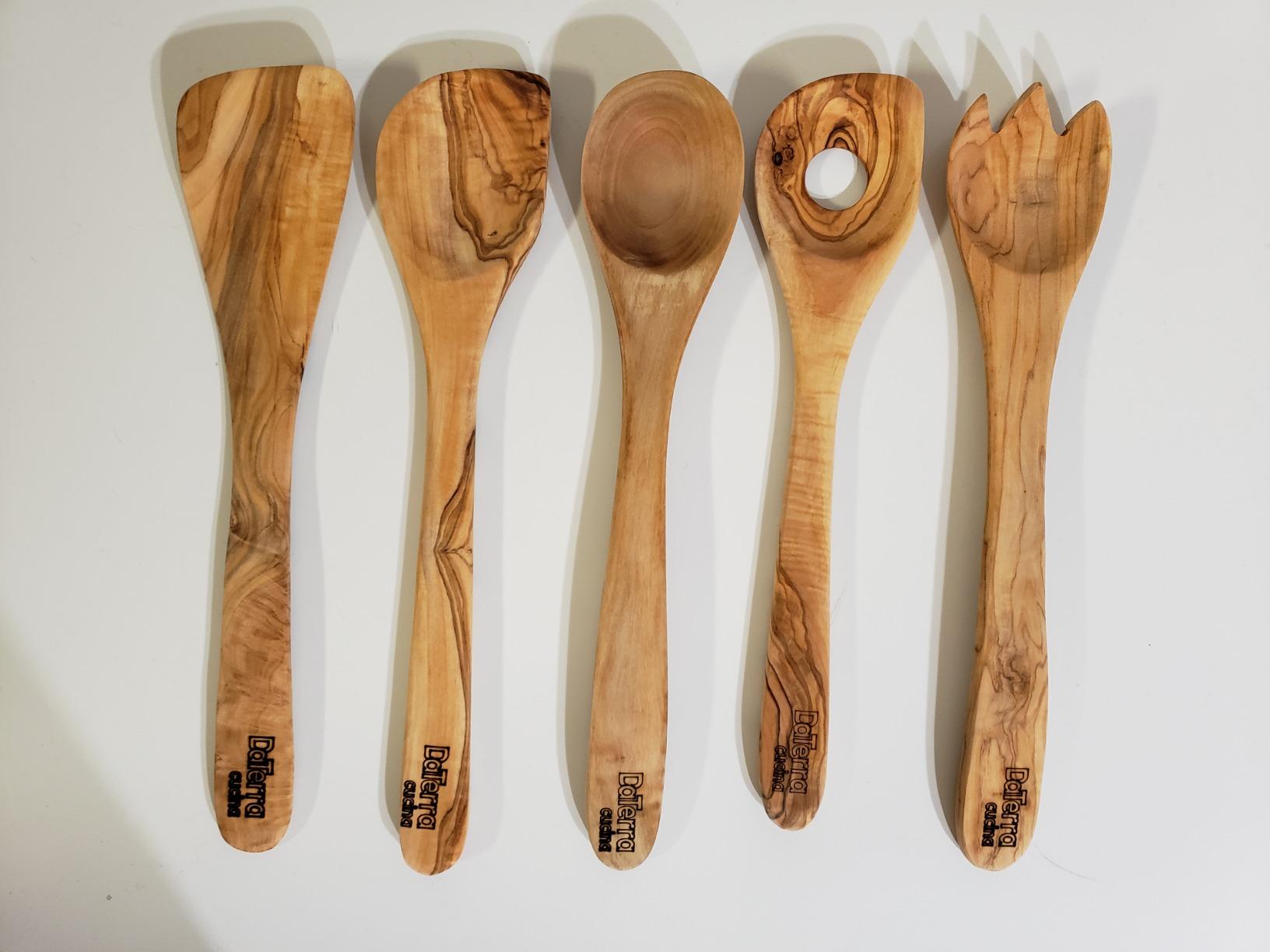 12-Inch Olive Wood Cooking Tools – 5-Piece Wooden Kitchen Utensils Set with Spoons, Spatulas & Cooking Tools – Wood Kitchen Utensils Set for Cooking – Crafted Wood Essentials by DaTerra Cucina - Customer Photo 1