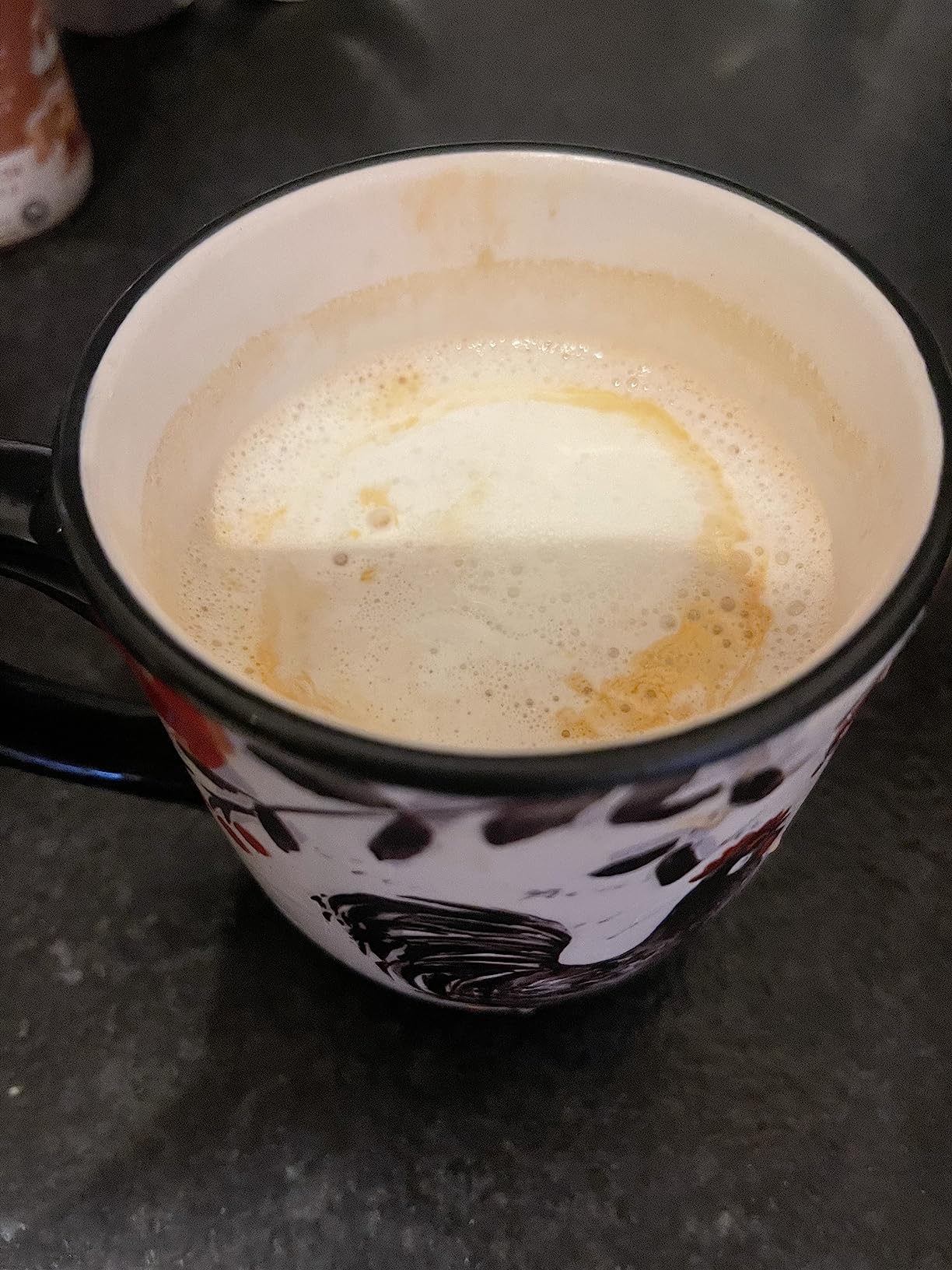 Philips 1200 Series Fully Automatic Espresso Machine, Classic Milk Frother, 2 Coffee Varieties, Intuitive Touch Display, 100% Ceramic Grinder, AquaClean Filter, Aroma Seal, Black (EP1220/04) - Customer Photo 2