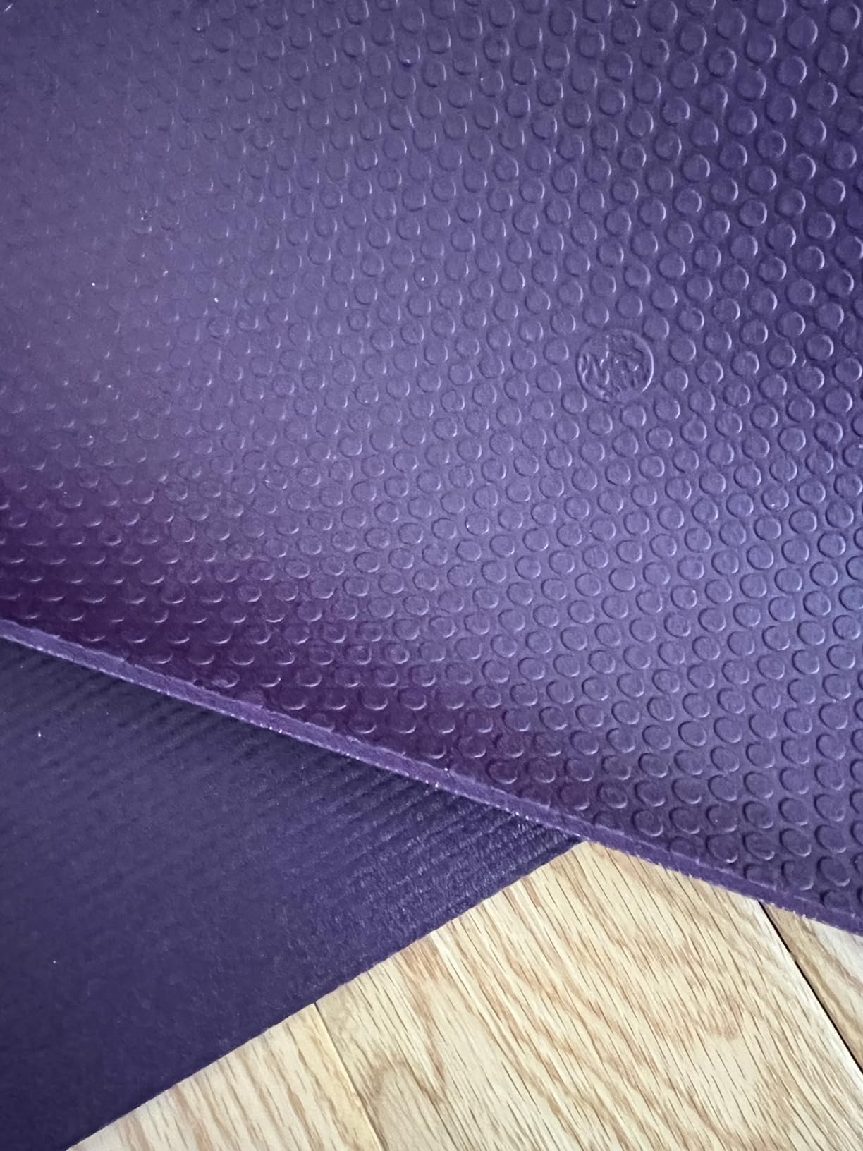 Manduka PROlite Yoga Mat - 4.7mm | Lifetime Durability | Hygienic Construction | Teacher Approved customer photo 1