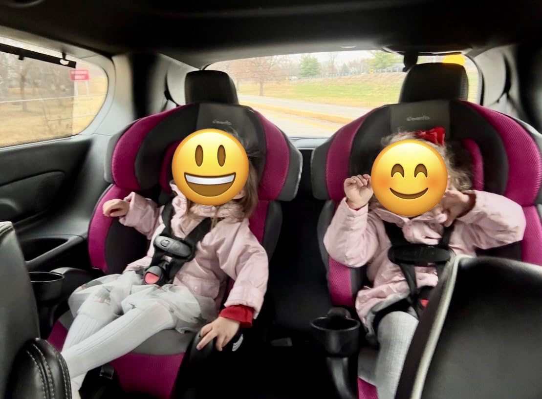 Diono Radian 3R, 3-in-1 Convertible Car Seat, Rear Facing & Forward Facing, 10 Years 1 Car Seat, Slim Fit 3 Across, Jet Black customer photo 1