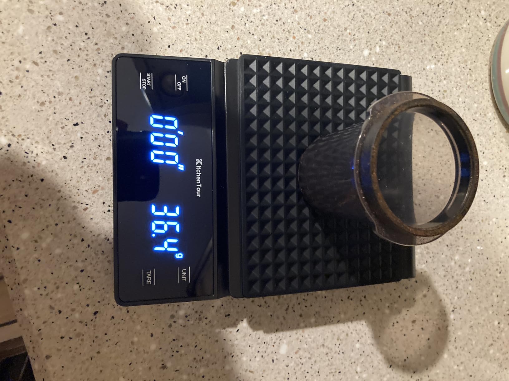 KitchenTour Coffee Scale with Timer 3kg/0.1g High Precision Pour Over Drip Espresso Scale with Back-Lit LCD Display (Batteries Included) - Customer Photo 1