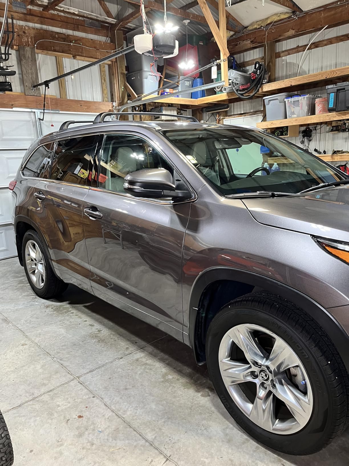 Griot's Garage Ceramic 3-in-1 Wax, SiO2 Spray for Cars, Trucks, and RV's, Provides Protection and Water Beading on Paint, Wheels, Plastic, Rubber Trim, Chrome, and More, 10978, 22 oz customer photo 2