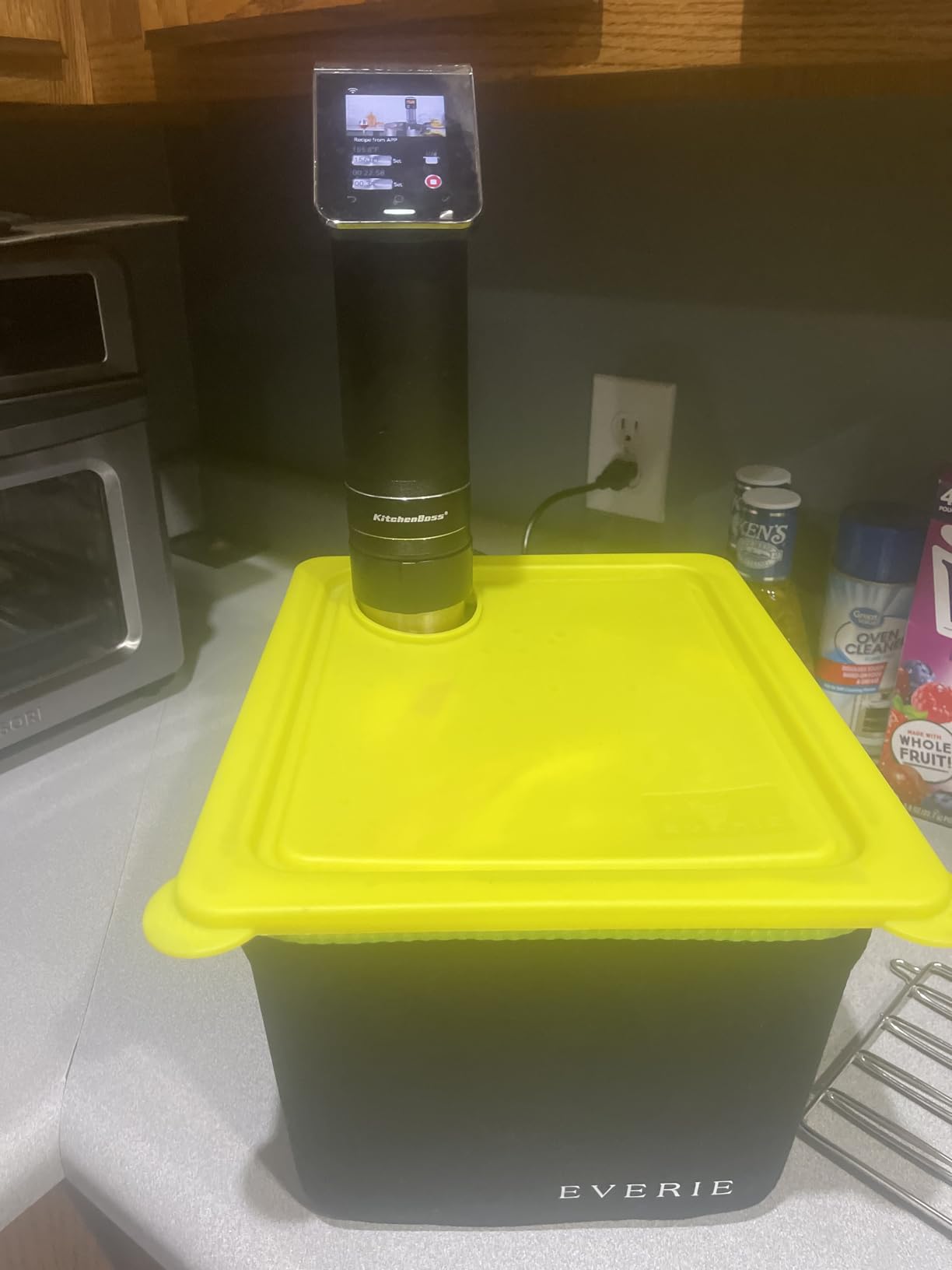 EVERIE Sous Vide Container with Universal Silicone Lid and Sous Vide Rack and Container Sleeve Compatible with Anova All Models Breville Joule Instant Pot Sous Vide Cooker (KIT-TY-GJ) Customer Review EVERIE Sous Vide Container with Universal Silicone Lid and Sous Vide Rack and Container Sleeve Compatible with Anova All Models Breville Joule Instant Pot Sous Vide Cooker (KIT-TY-GJ) - Customer Photo 4