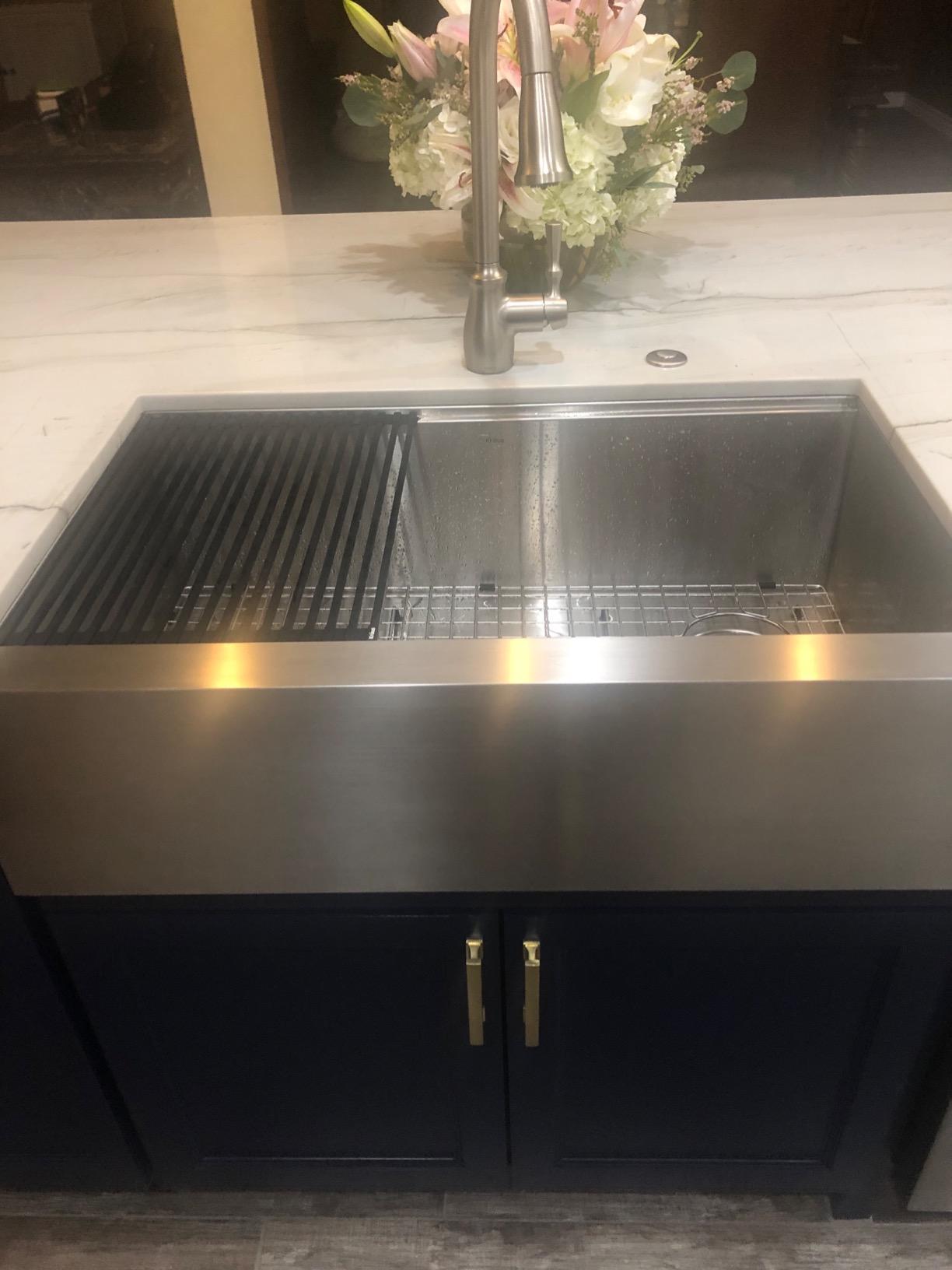 KRAUS Kore 33-Inch Farmhouse Workstation 16 Gauge Single Bowl Stainless Steel Kitchen Sink with Accessories, KWF210-33 - Customer Photo 4