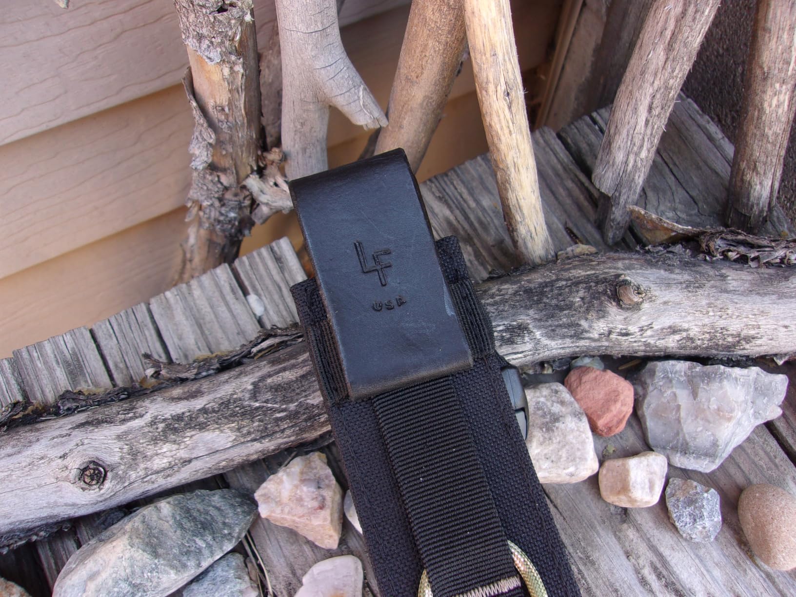 Gerber Gear Ultimate Survival Knife, Fixed Blade Knife with Combo Edge, includes Fire Starter Edge and Ferro Rod, Whistle, Sheath with Integrated Sharpener - Bushcraft, Hunting and Camping Tool customer photo 2