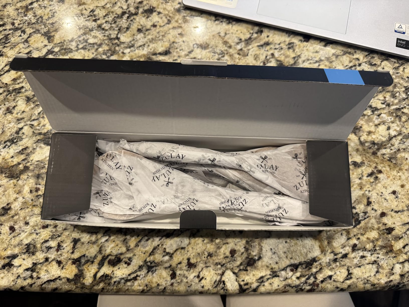 Zulay Kitchen 6-Piece Wooden Spoons for Cooking - Smooth Finish Teak Wood Utensils - Soft Comfort-Grip Cooking Wood Spoons Non-Stick Teak Easy to Clean Utensils Heat Resistant Non-Scratch Spoon Sets - Customer Photo 2