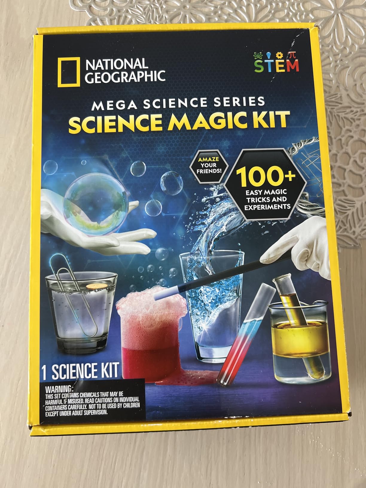 NATIONAL GEOGRAPHIC Science Magic Kit - Science Kit for Kids with 100+ Unique Experiments and Magic Tricks, Chemistry Set and STEM Project customer photo 1